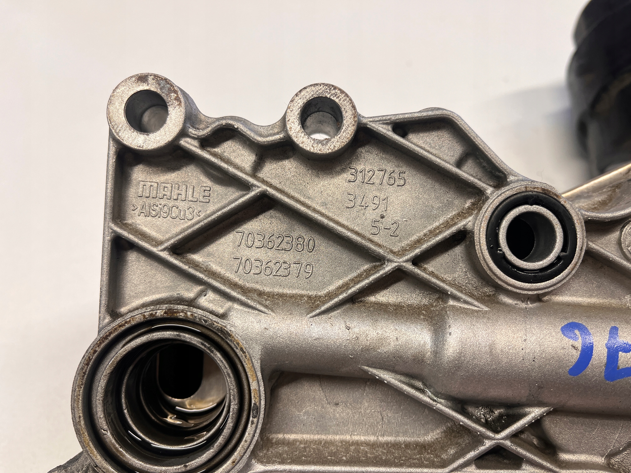 MERCEDES W176 olaj hütö A6511800565