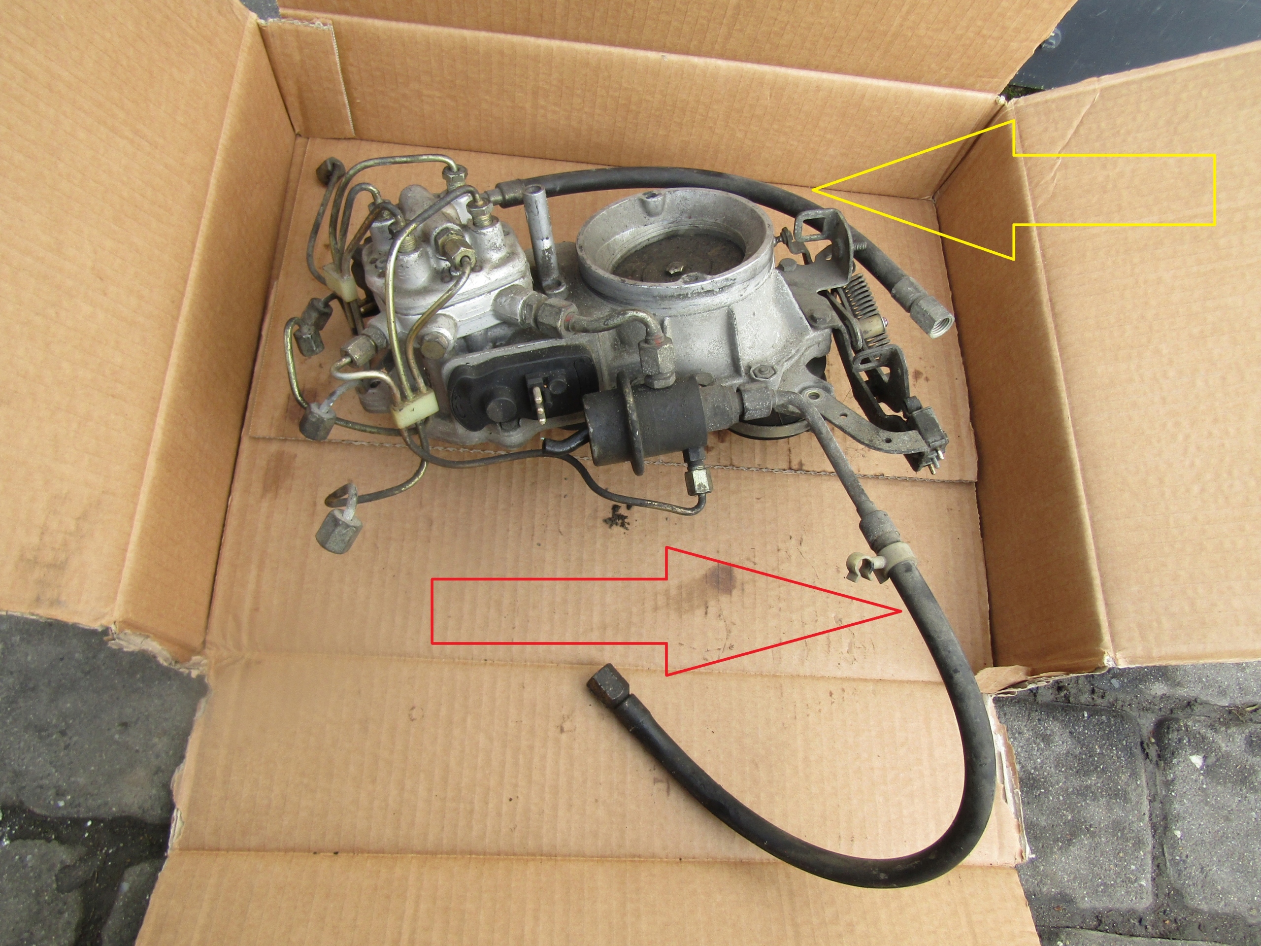 2 MERCEDES W201 190 W124 2.0 M102 RURKA PRZEWOD PALIWA DO ROZDZIELACZA