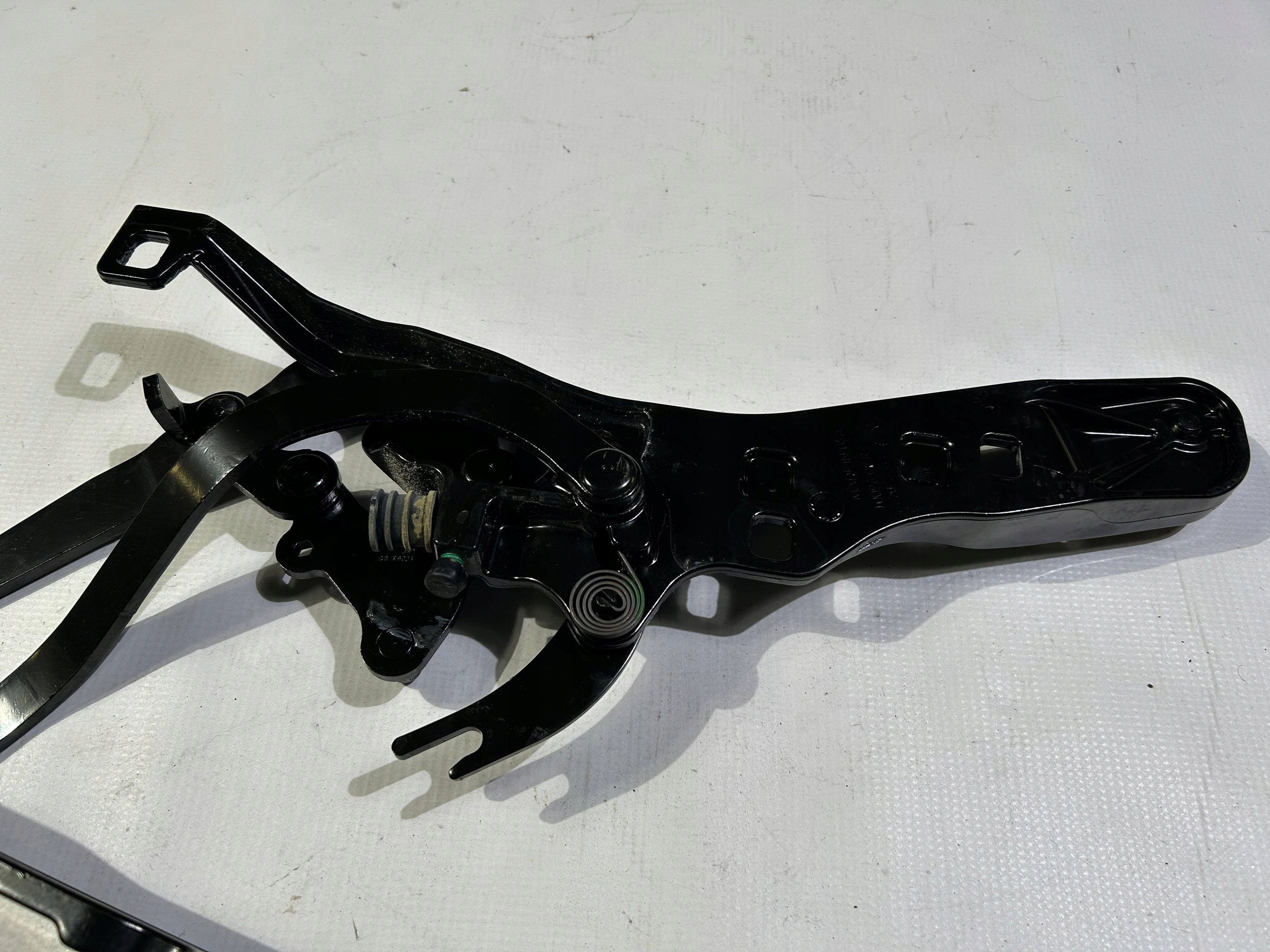 hinge bonnet roofs cabrio right Chevrolet Corvette C7 2014r