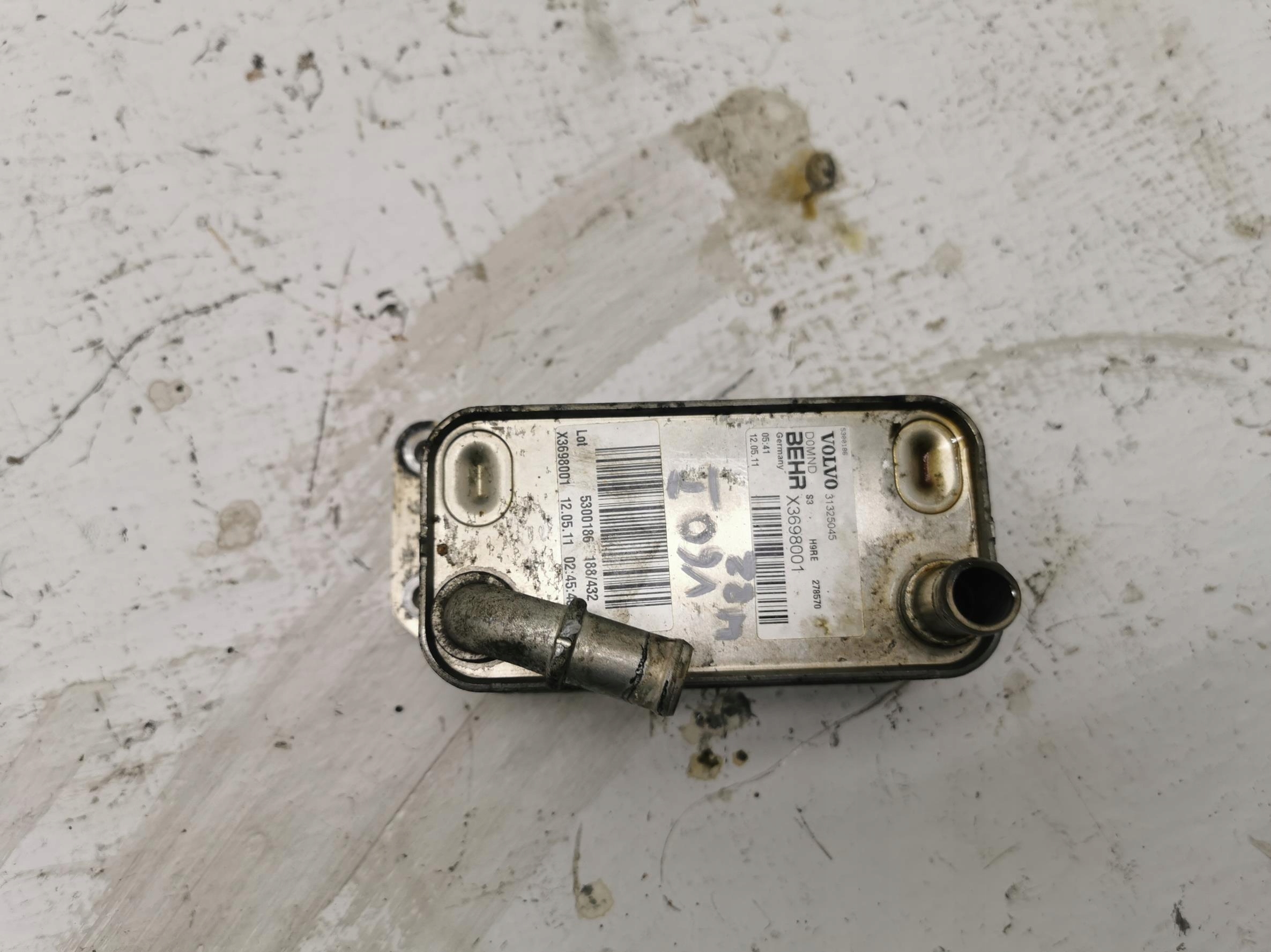 radiatore olio VOLVO V60 e 2.0 D 163KM 31325045