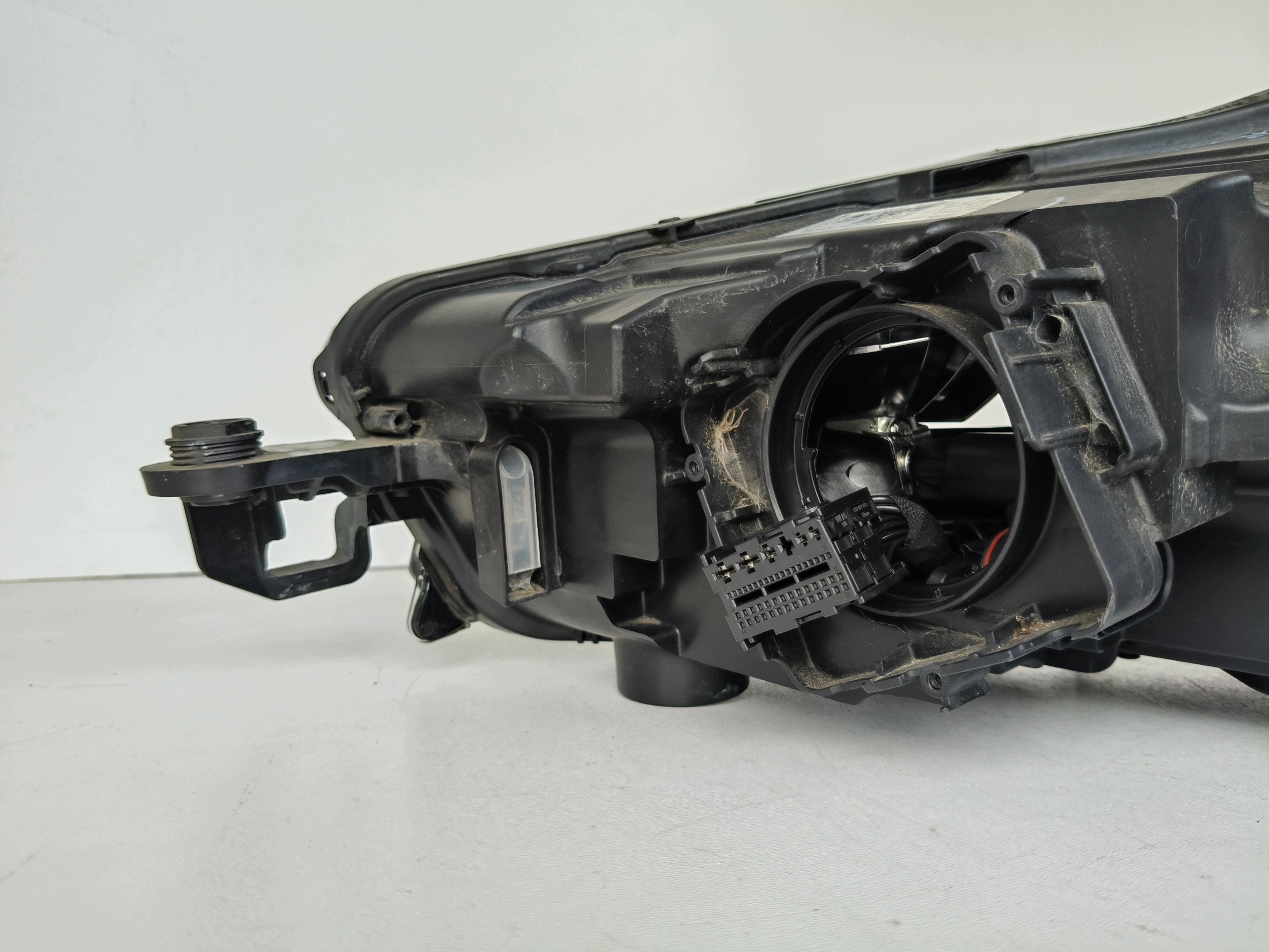 light right REFLEKTOR SKODA SCALA 657 18- FULL LED
