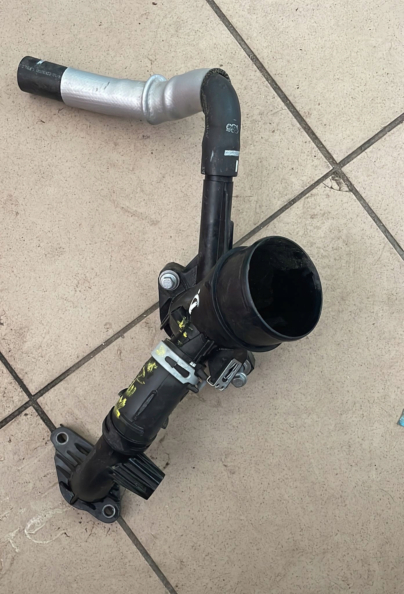 cijev prijenos termostata RENAULT 147137396R