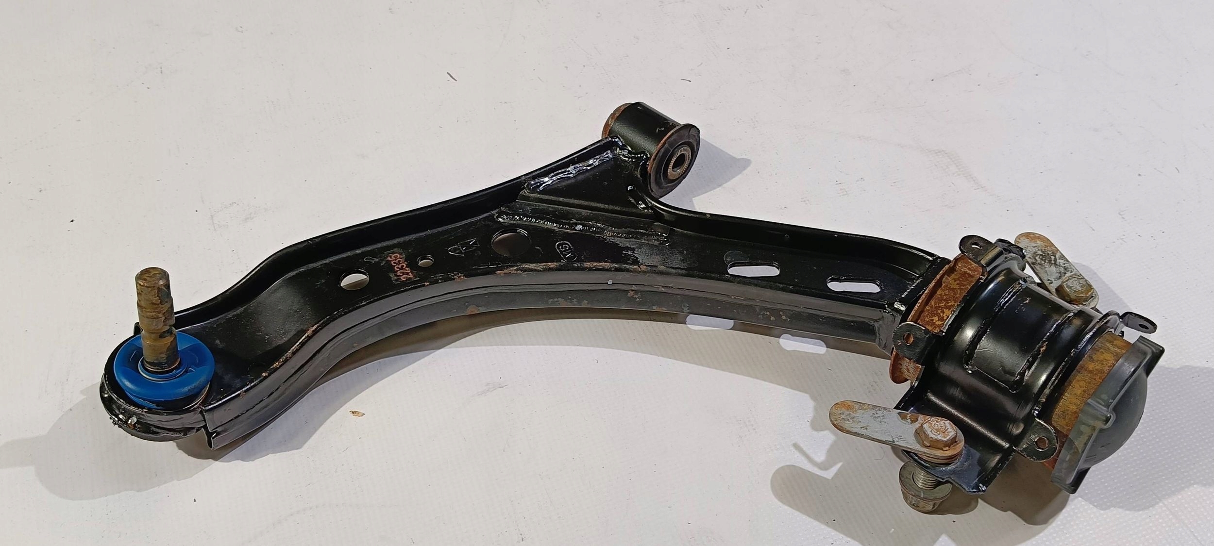 arm front front left lower Ford Mustang 2005-2010