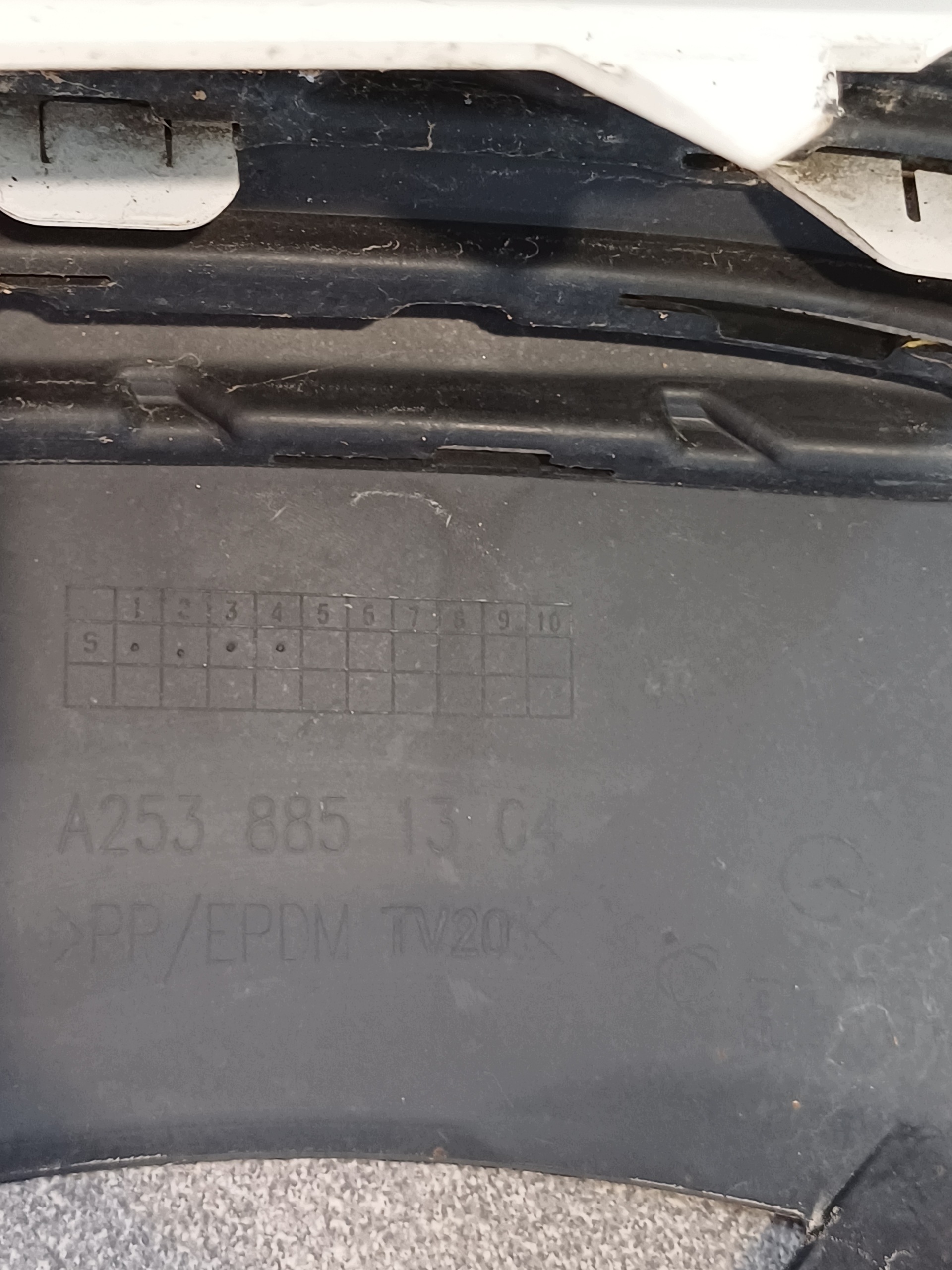 bumper front front MERCEDES GLC W 253 LIFT 4 X PDC A 2538851304