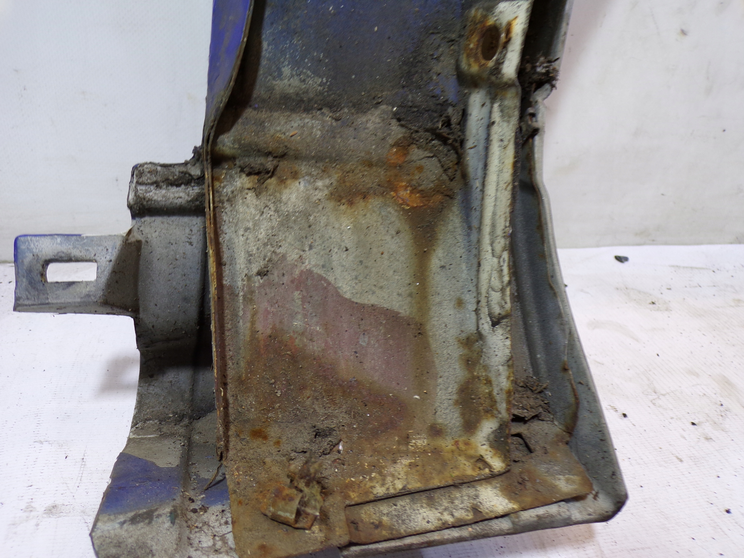 fender left front Z moulding VOLKSWAGEN SCIROCCO 2 II (F1)