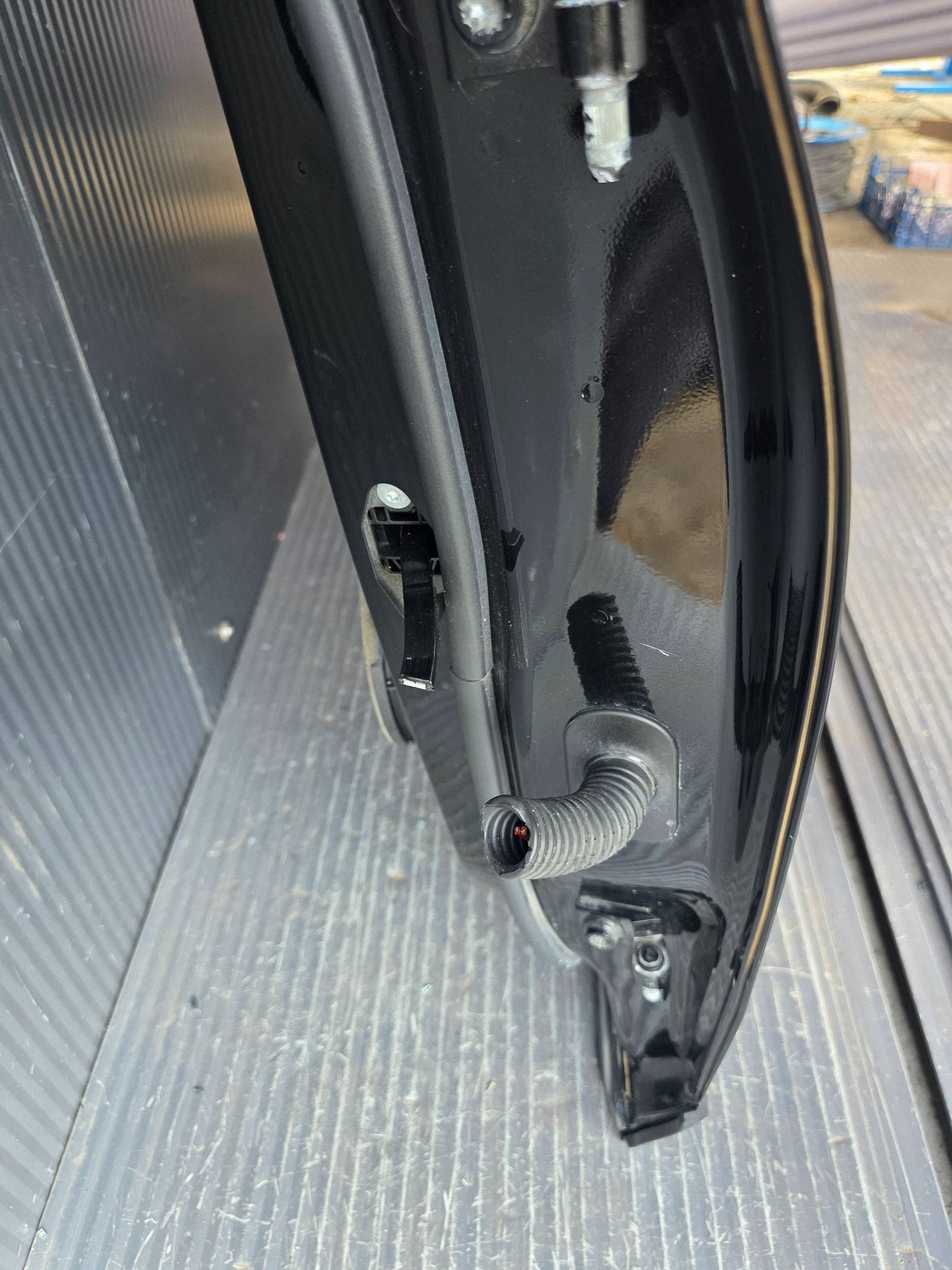 CUPRA FORMENTOR door front left complete DEMONTAZ