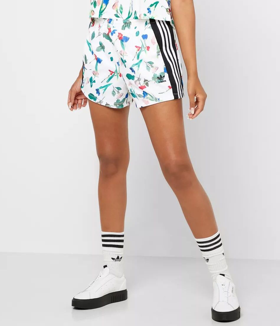 

Adidas Originals Spodenki Aop Shorts ED4761 S