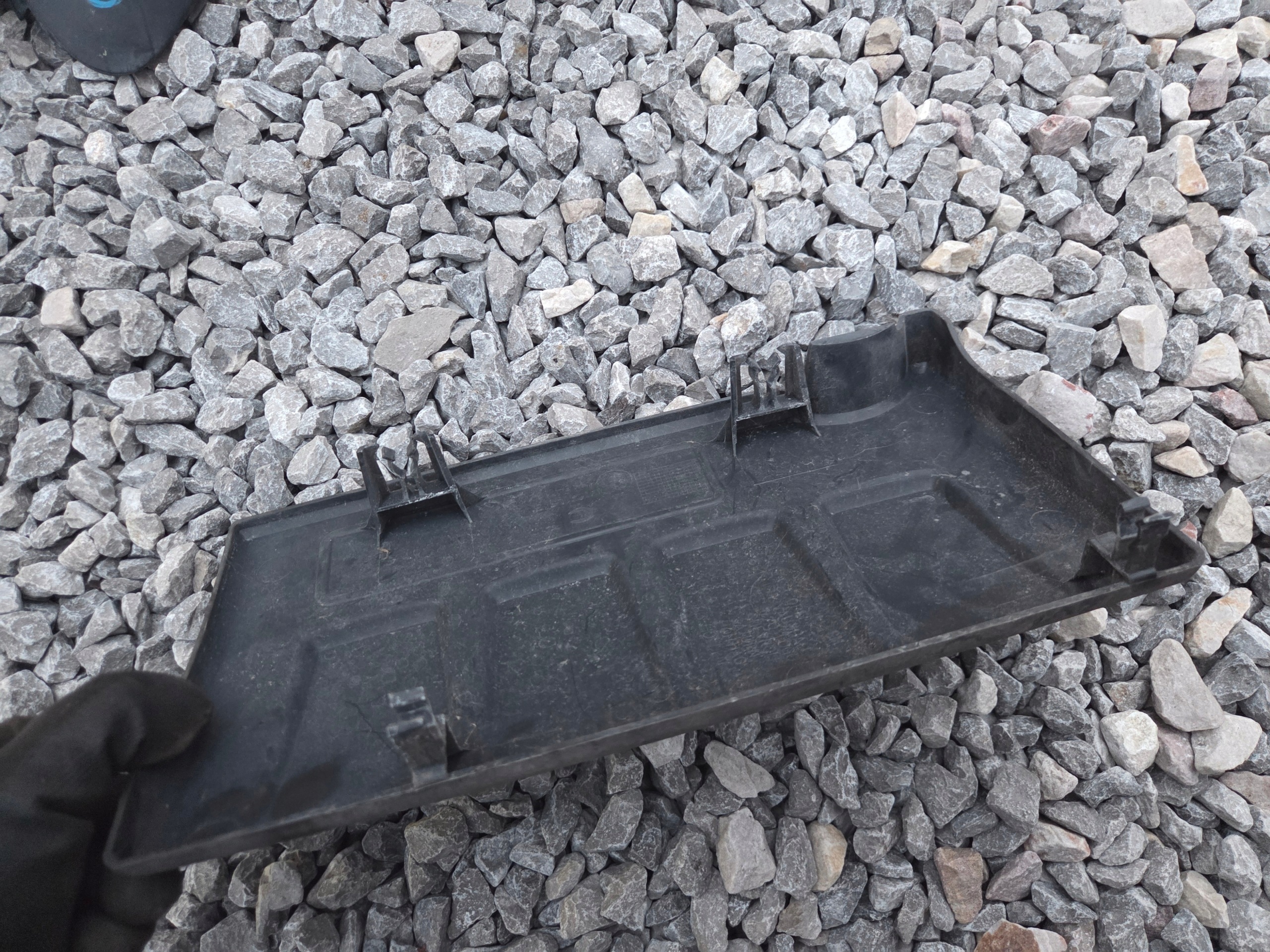 engine housing cover Opel Adam 1.2 16V 55561432
