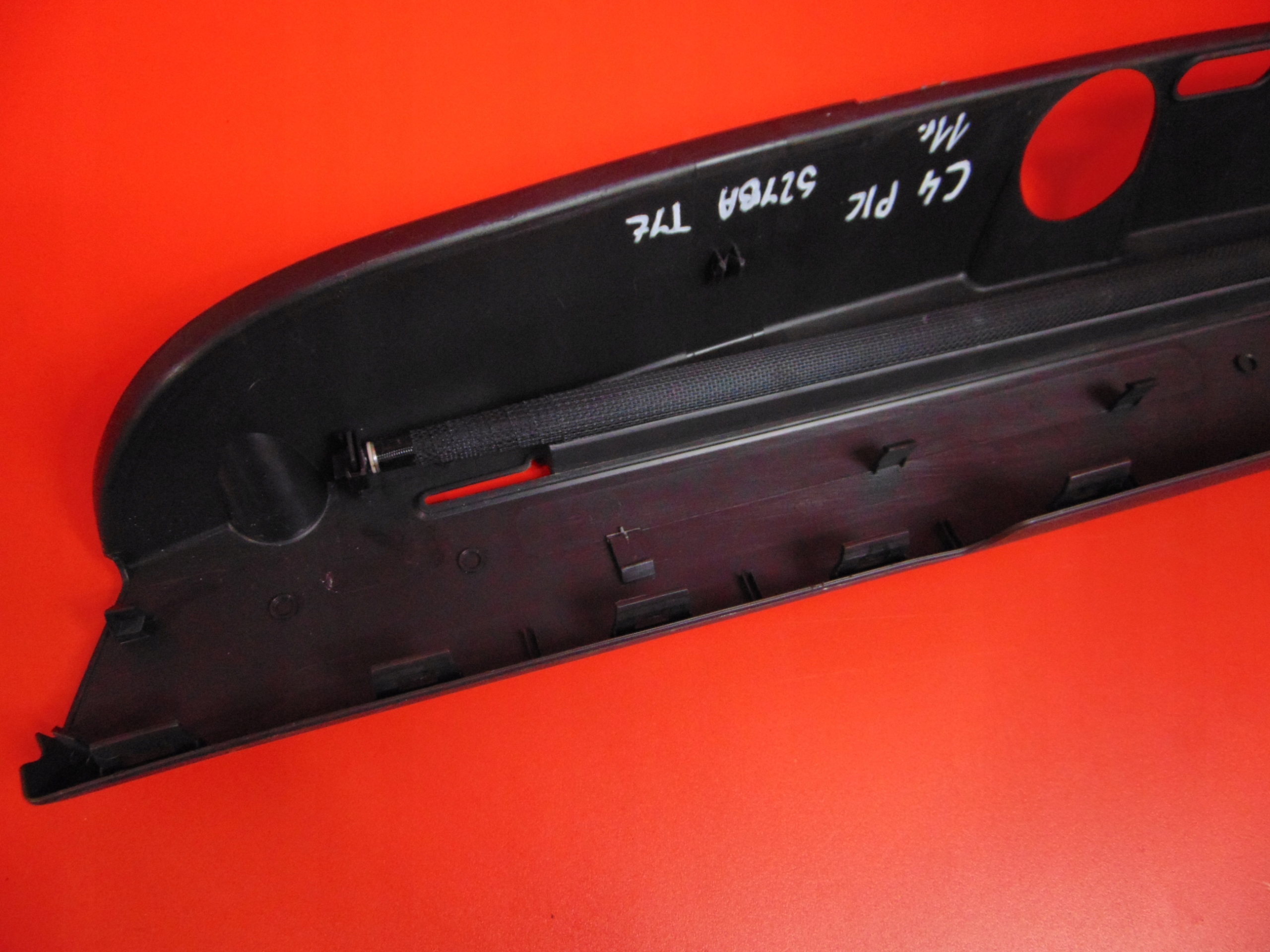 CITROEN C4 PICASSO GRAND 1 and UA blinds windows bonnet boot rear part