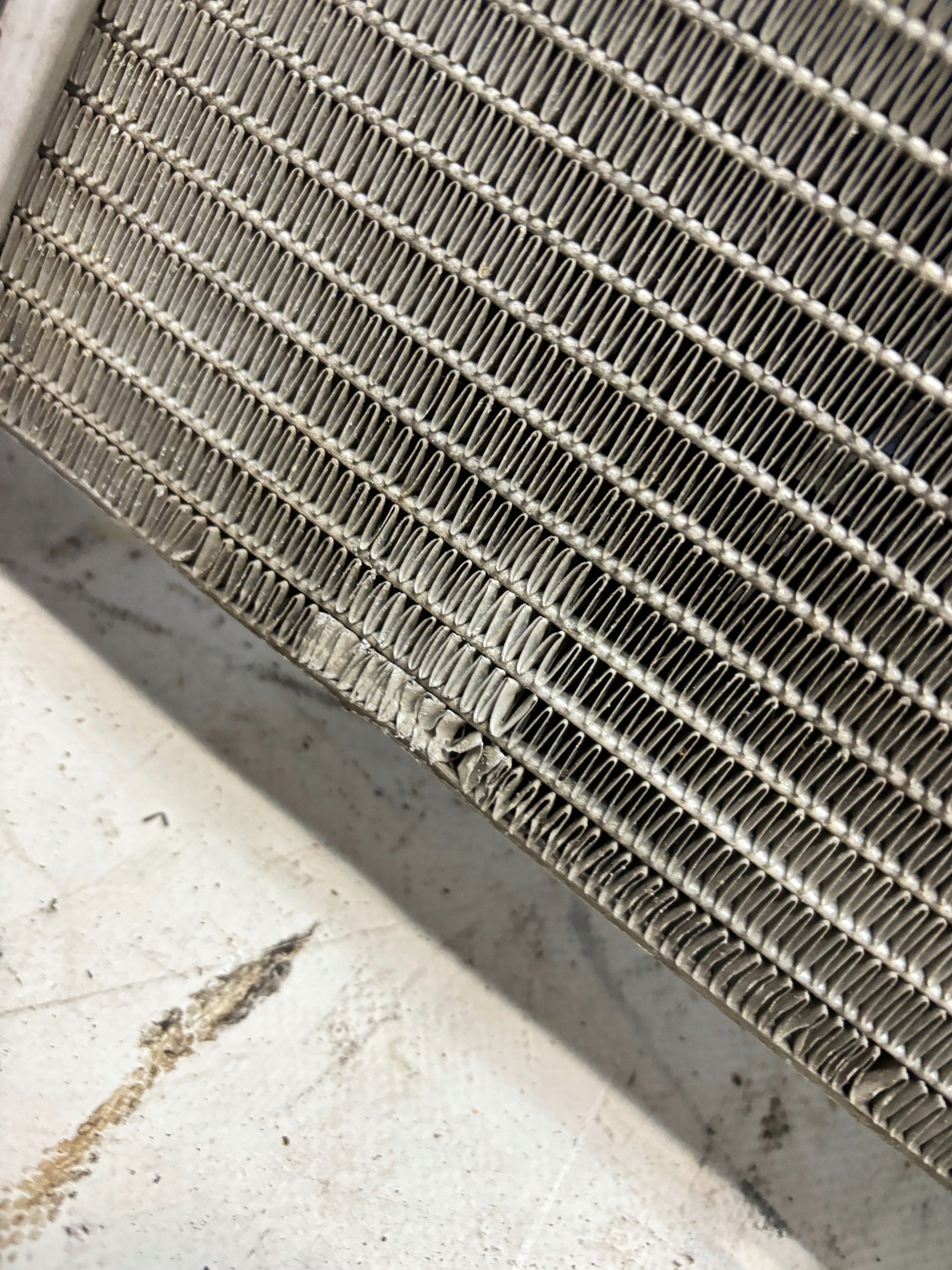 water cooler Mercedes W203 2.0K A2035001103