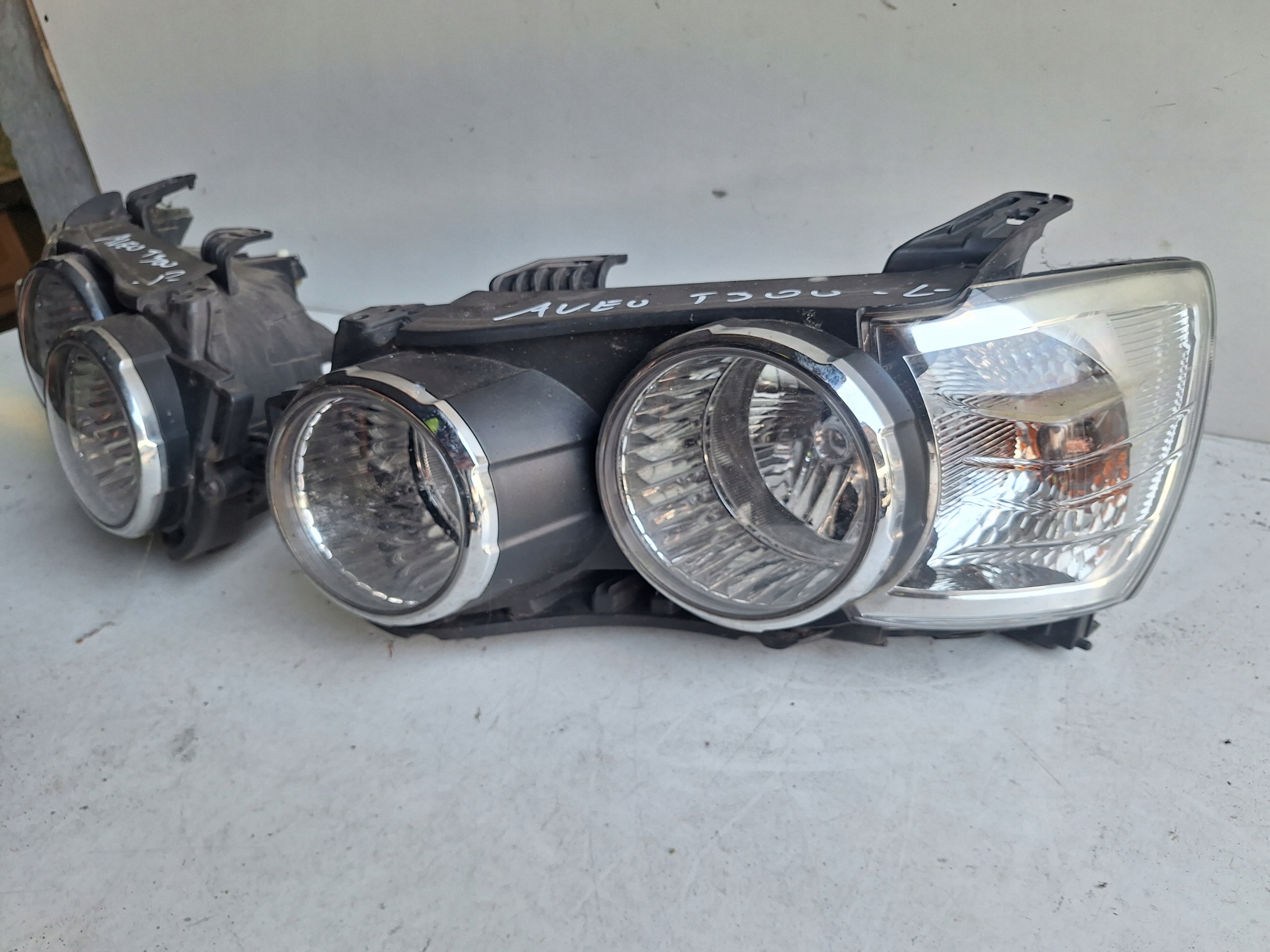 CHEVROLET AVEO T200 11-14 light left UK