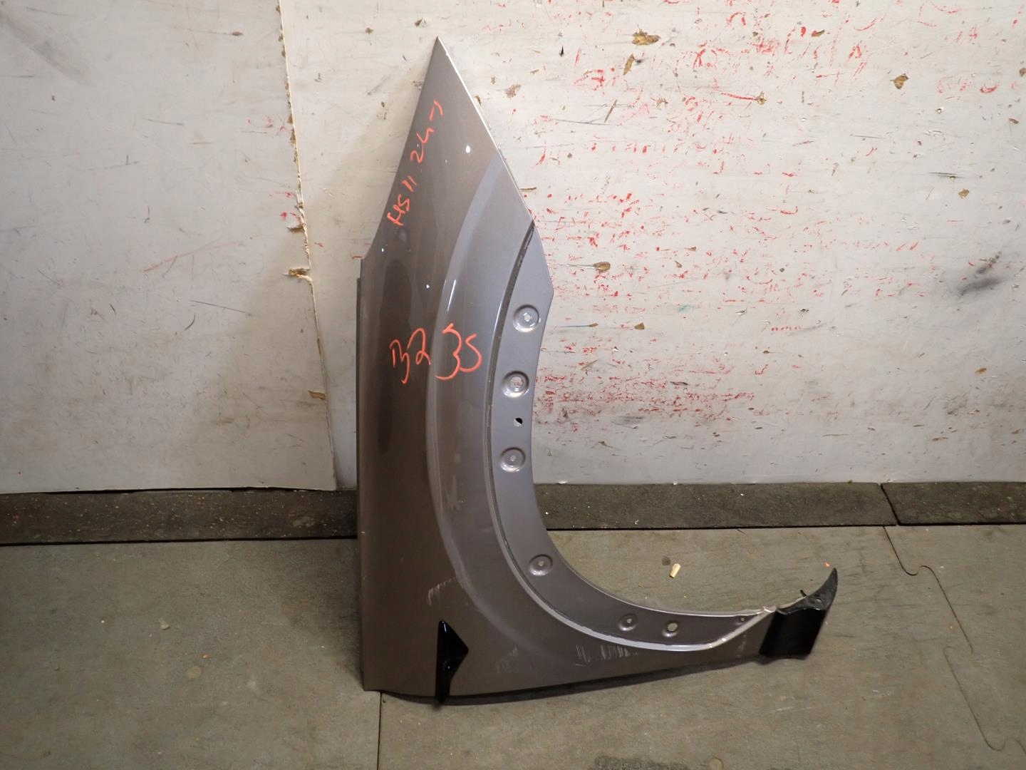 fender front front right MG HS II 2024