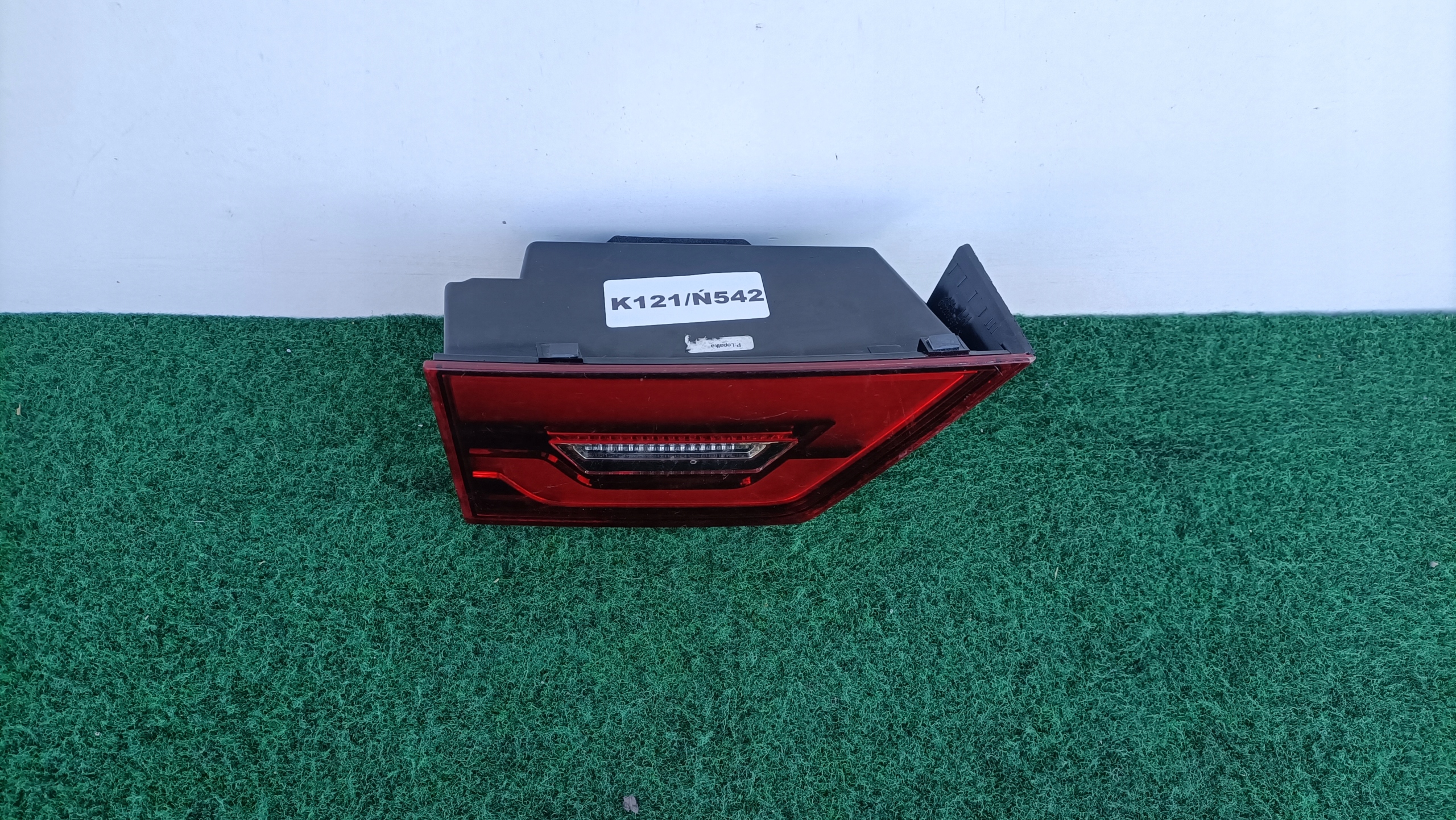JAGUAR E-PACE left light to the bonnet rear part LED J9C3-13193-CC K121/N542