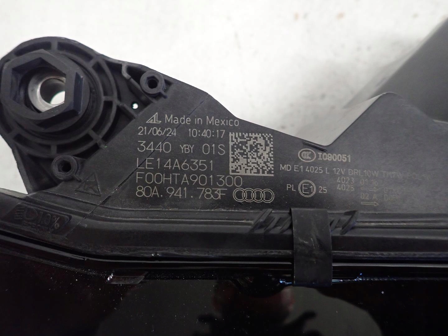 light front front left AUDI Q5 II 2017- FULL LED MATRIX 80A941783F