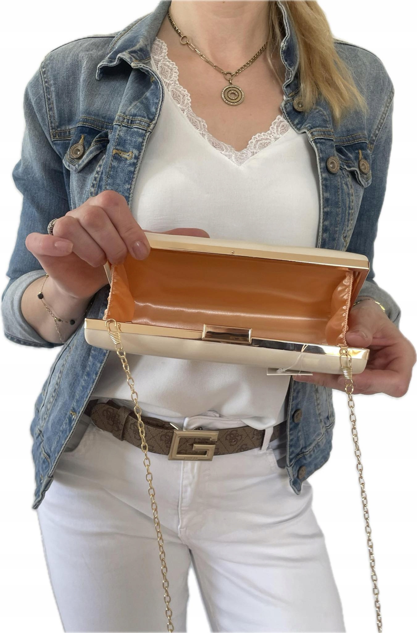 WIZYTOWA KOPERTÓWKA puzderko skóra eko beż Model puzderko kopertówka