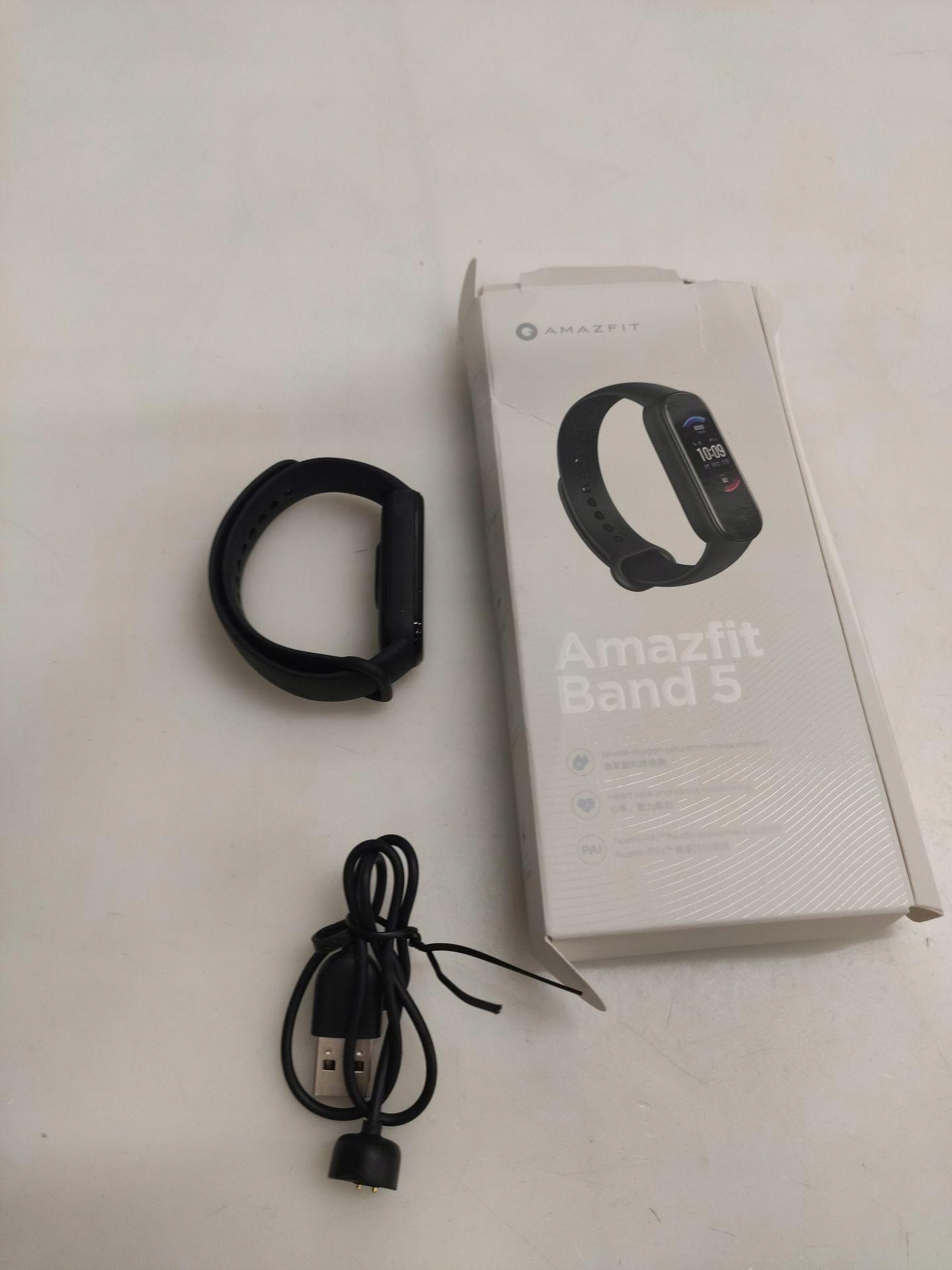 Smartband Amazfit Band 5 czarny Rodzaj smartband