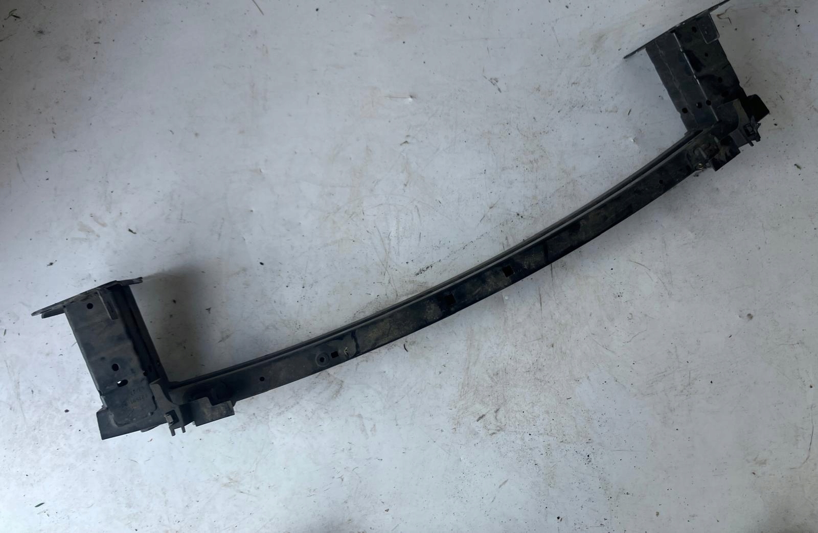 TRAVERSA paraurti Anteriore RENAULT MEGANE IV