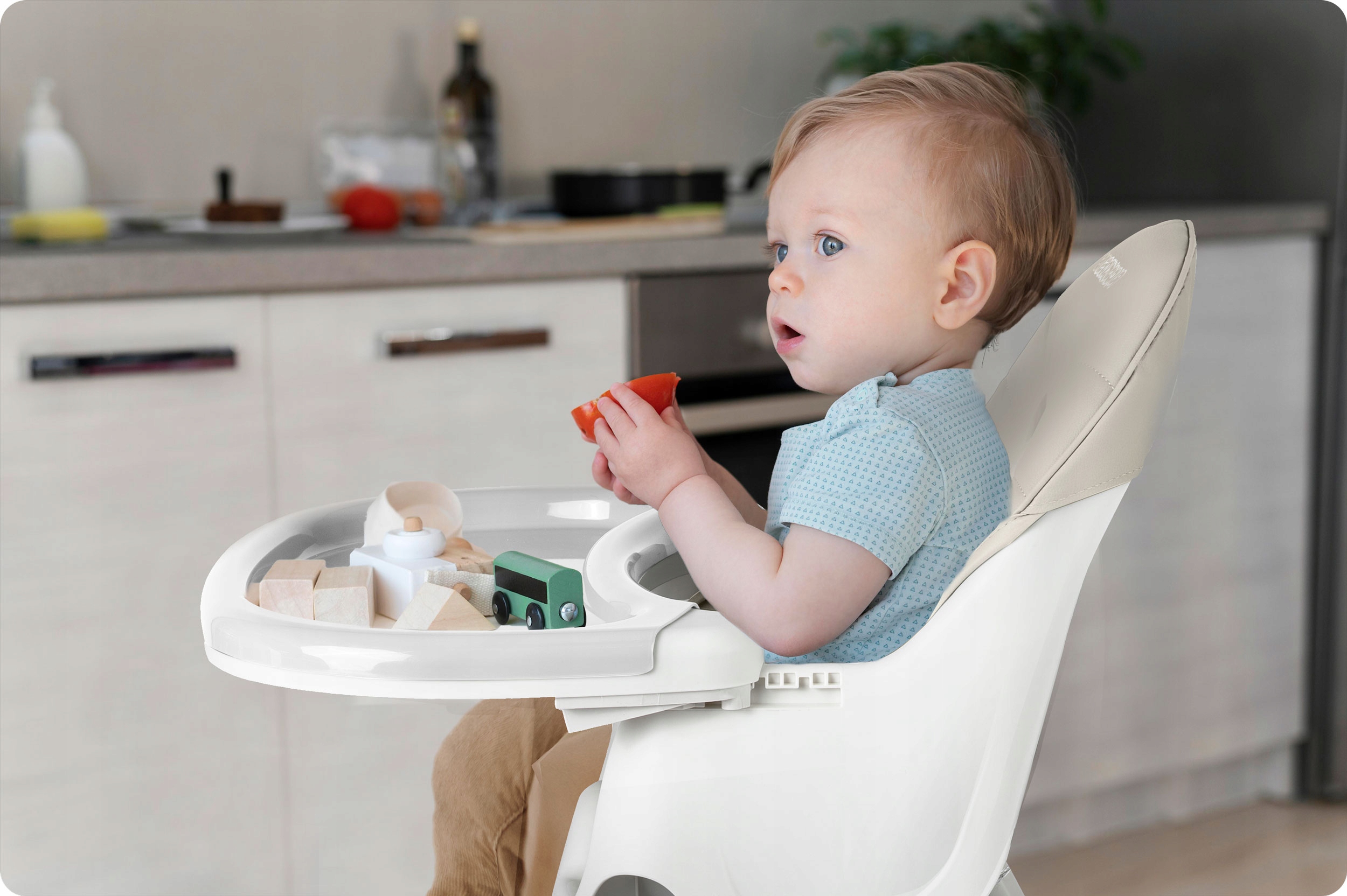 KRZESEŁKO DO KARMIENIA MILO DLA DZIECI SKŁADANE TACKA RICOKIDS Marka RicoKids