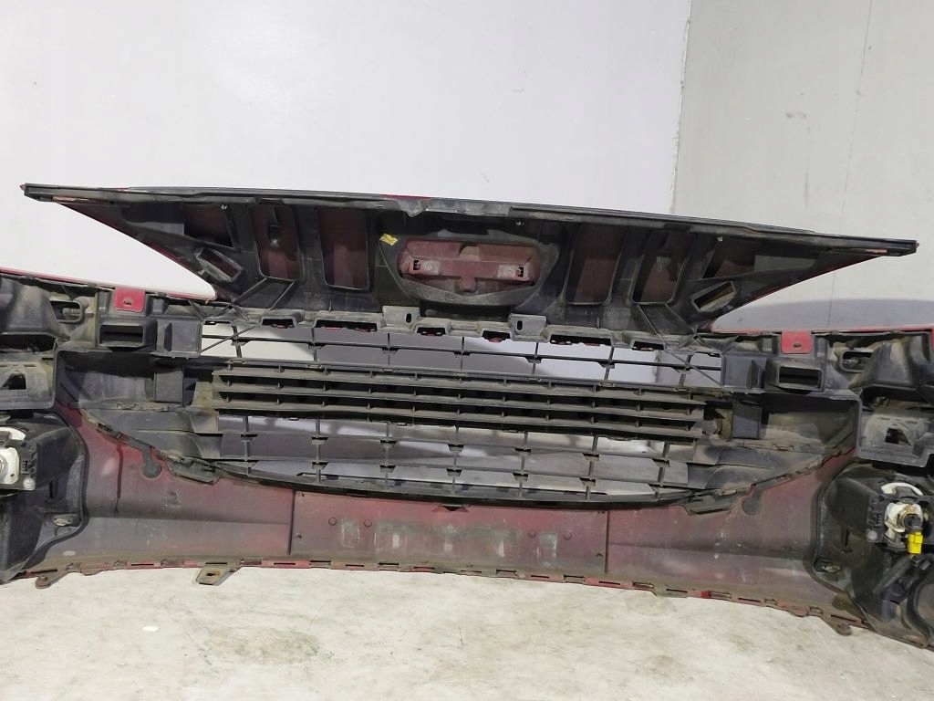 Peugeot 207 bumper front front EKQD