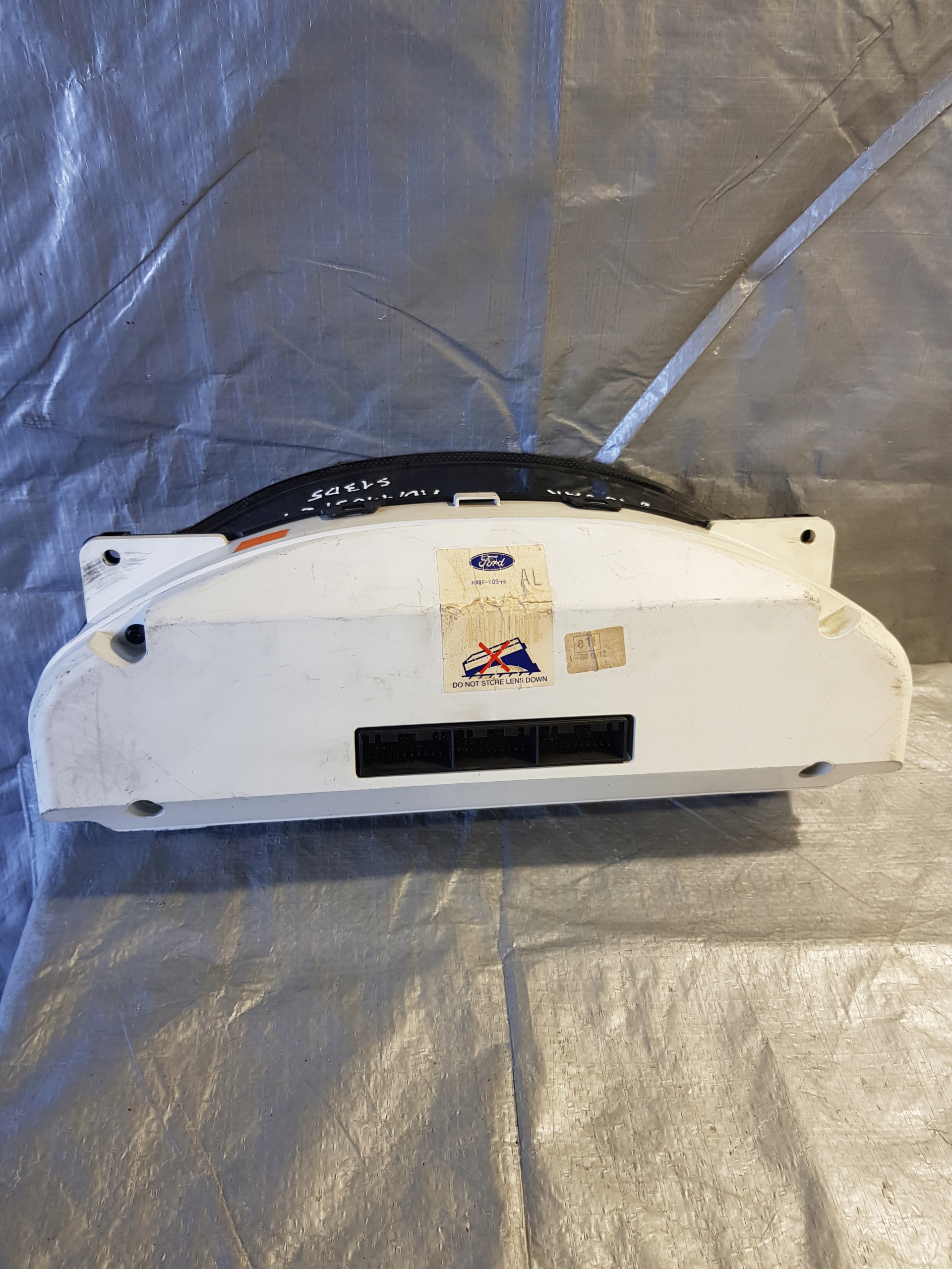 JAGUAR S TYPE dials dials XR8F10849AL