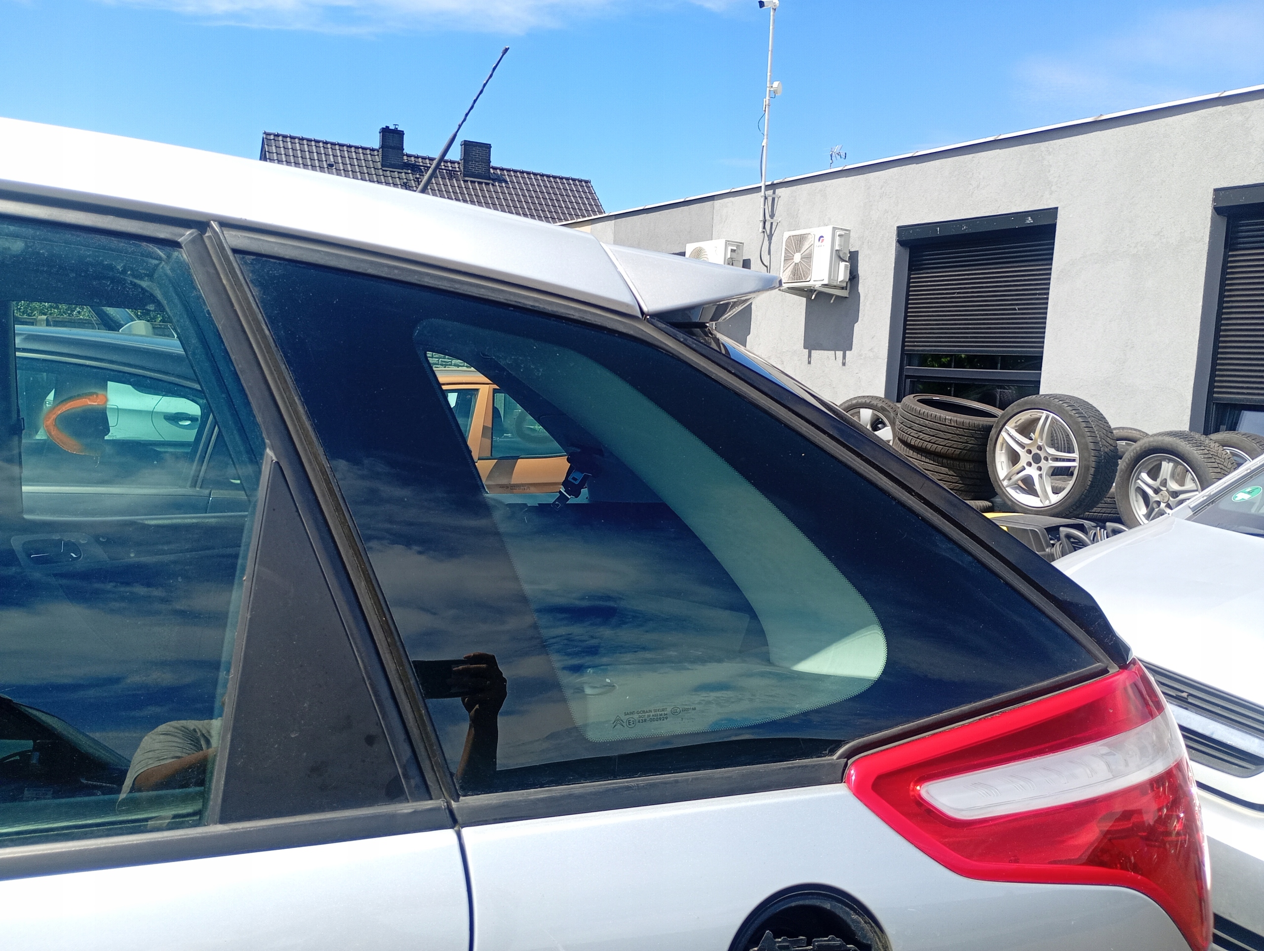 window side bodywork left rear part Citroen C4 Picass FL 07-13