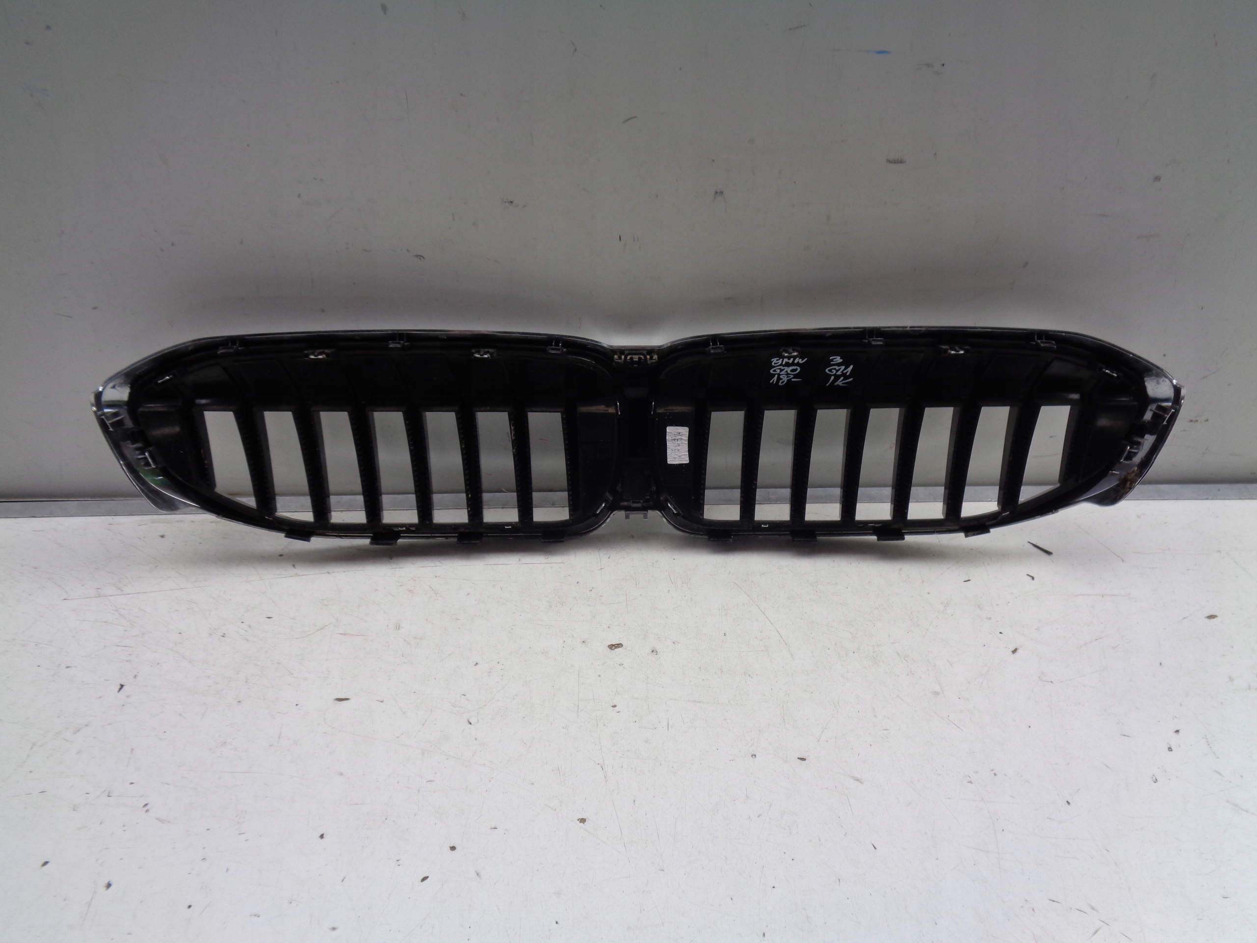 maska BMW 3 G20 G21 18
