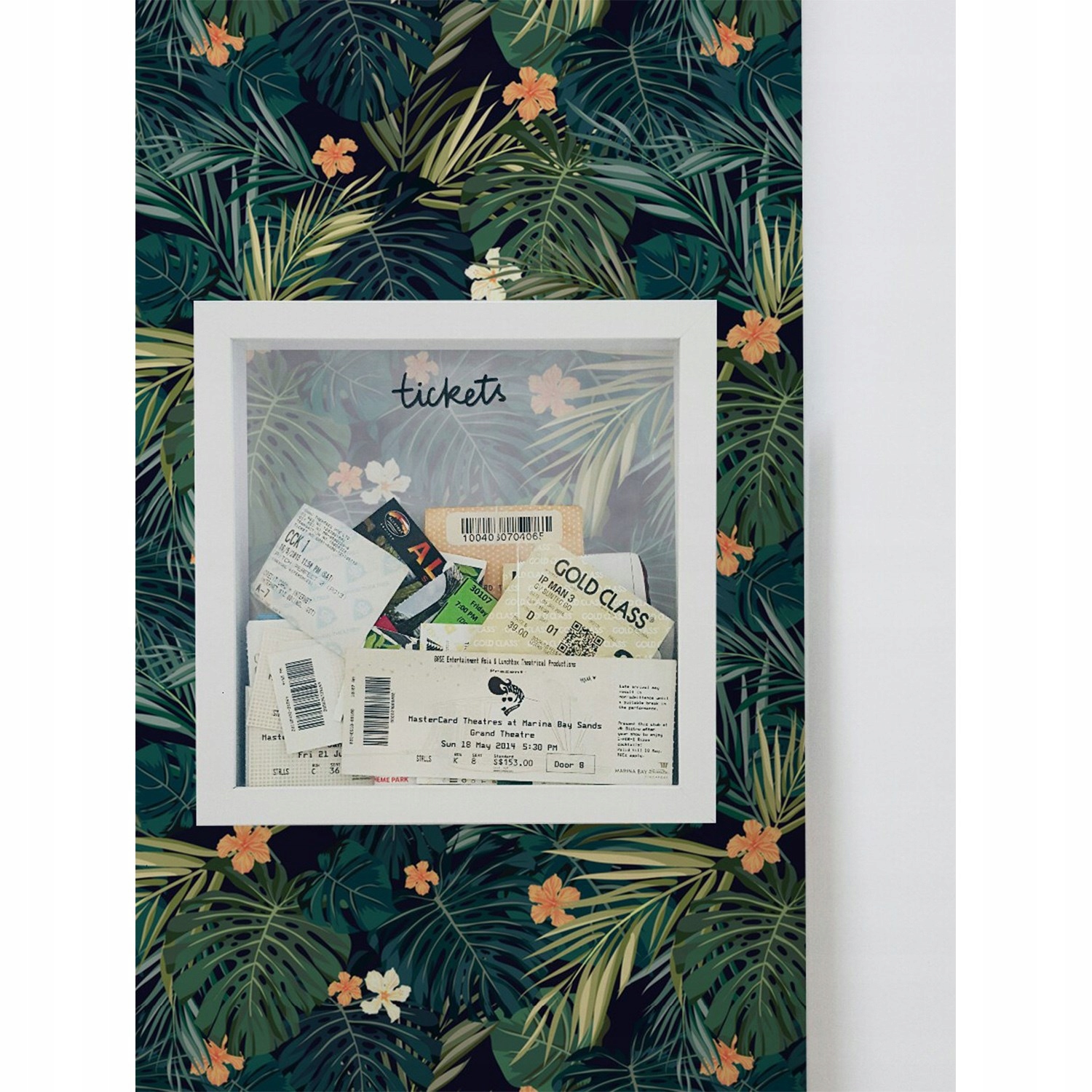 

Fototapeta Ciemne tropikalne kwiaty 290x290 cm