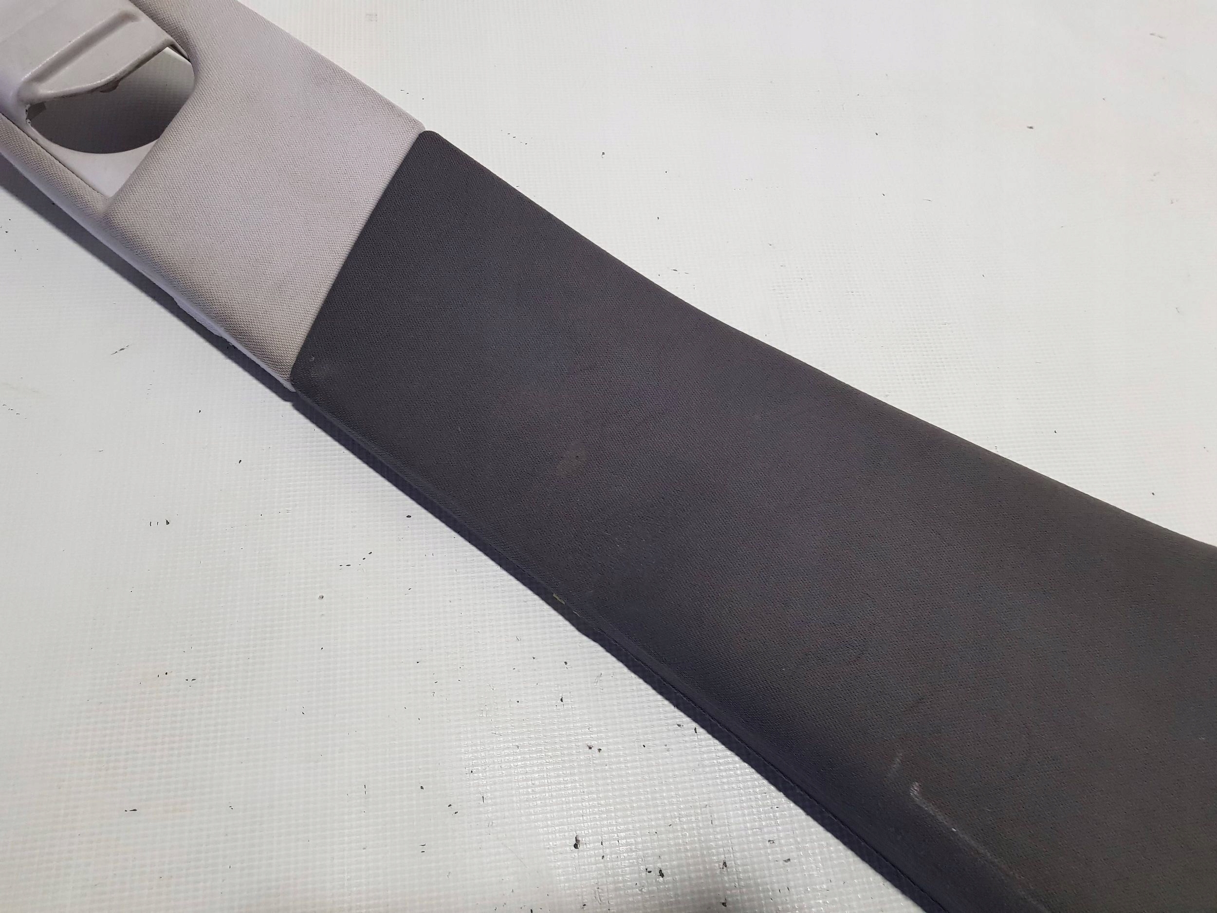 cover slupka B left side Mercedes E W211 2116902854