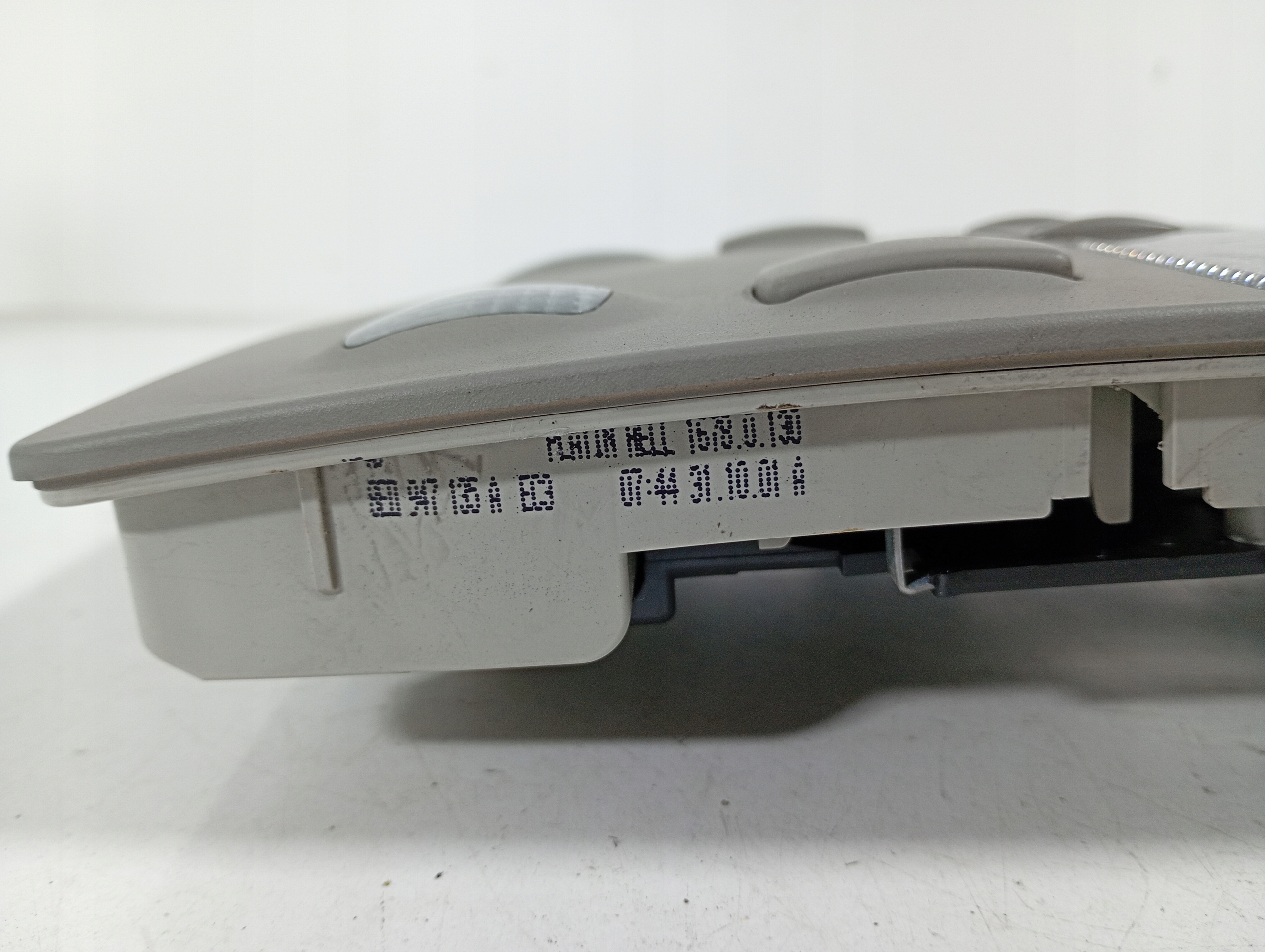 Audi A4 B6 00-06 OSWIETLENIE cabs light inner OE 8E09471351