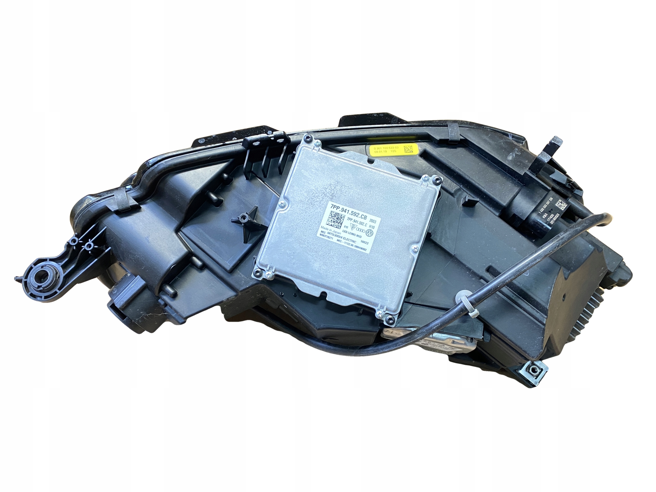 AUDI A5 8W light left front MATRIX original