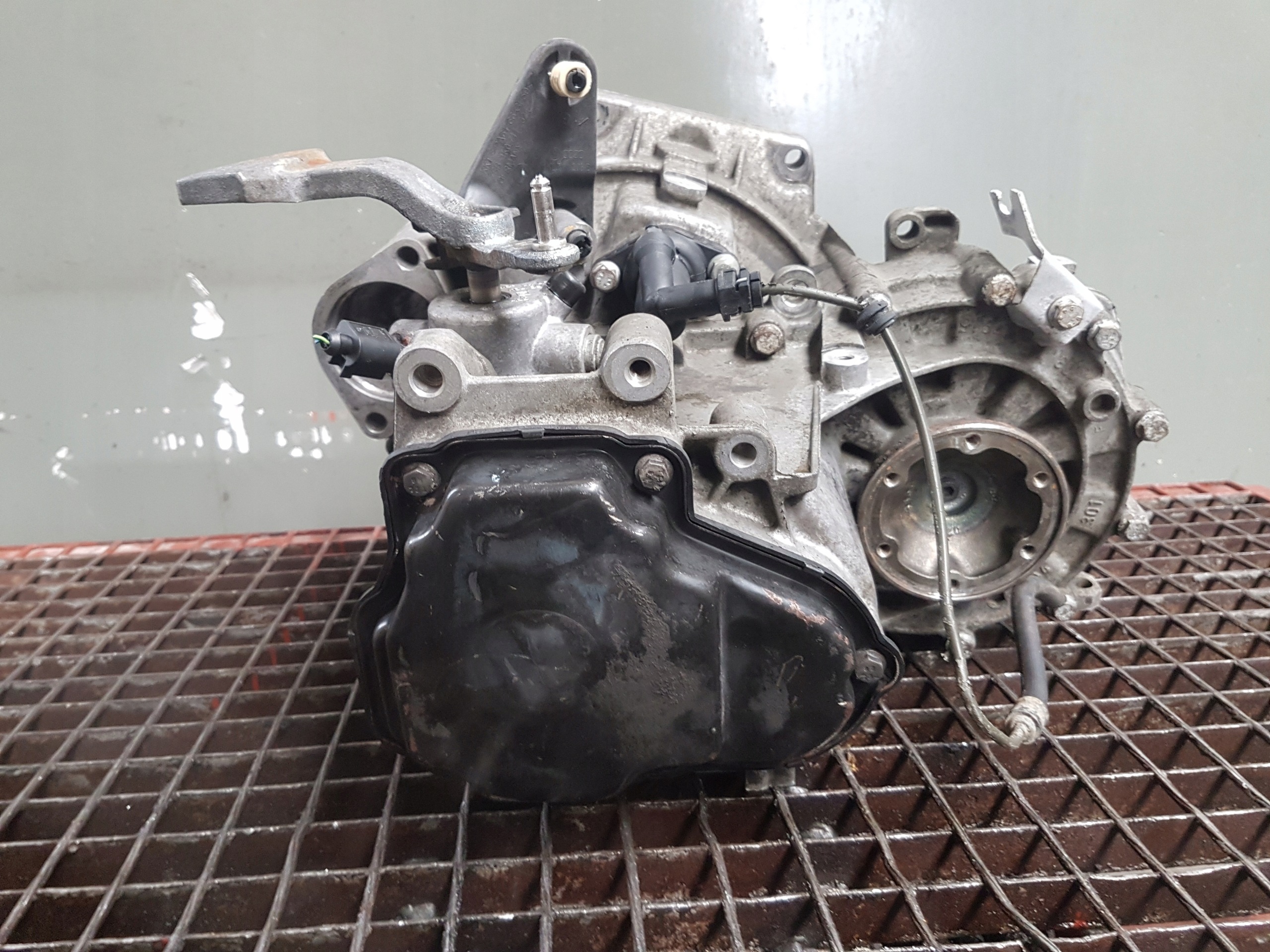 CAMBIO manuale VOLKSWAGEN TOURAN 1 JCR