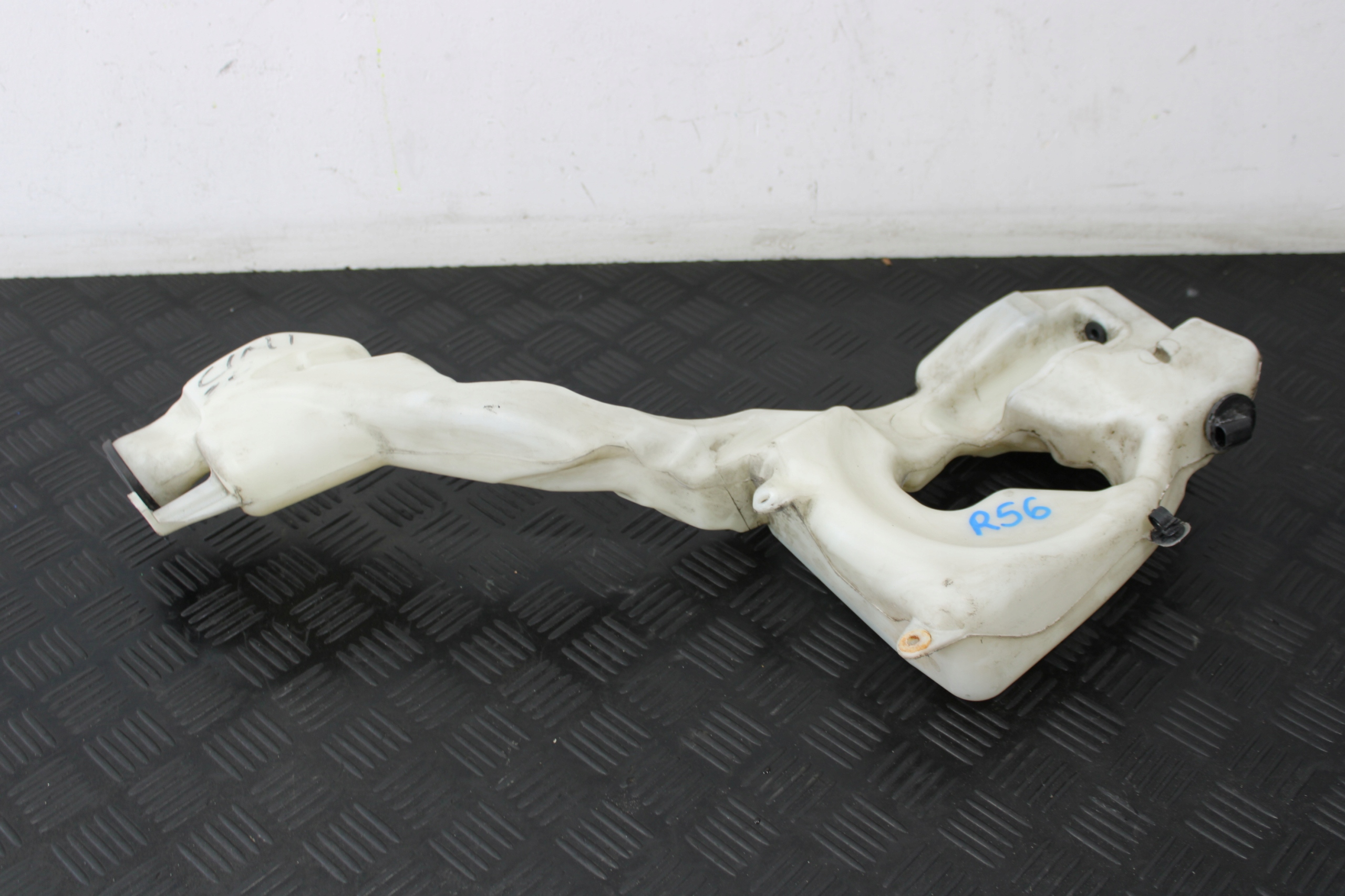 ZBIORNICZEK SPRYSKIWACZY MINI COOPER R56