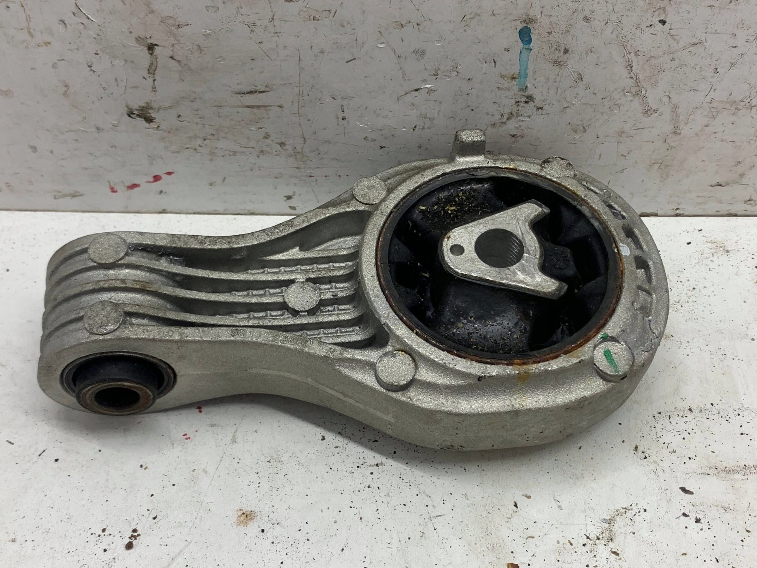 holder engine mount OPEL VIVARO C (2019-) 2.0 BHDI JUMPY PROACE SCUDO