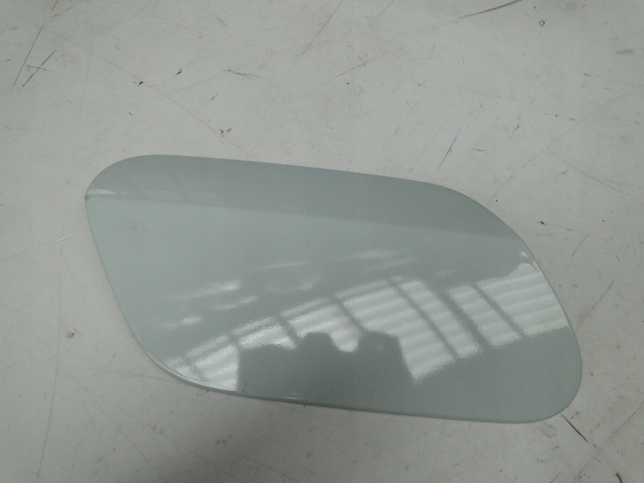 KLAPKA WLEWU PALIWA AUDI A1 82A 2020 LS9R 82A809907 Producent części Inny