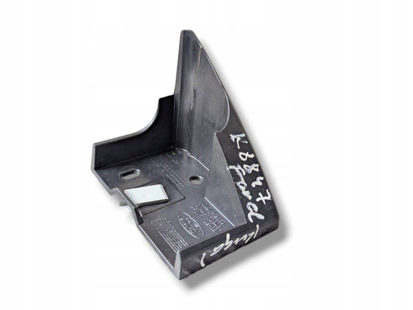 support holder of a bumper rear part right side Ford Kuga 2 facelift 2017