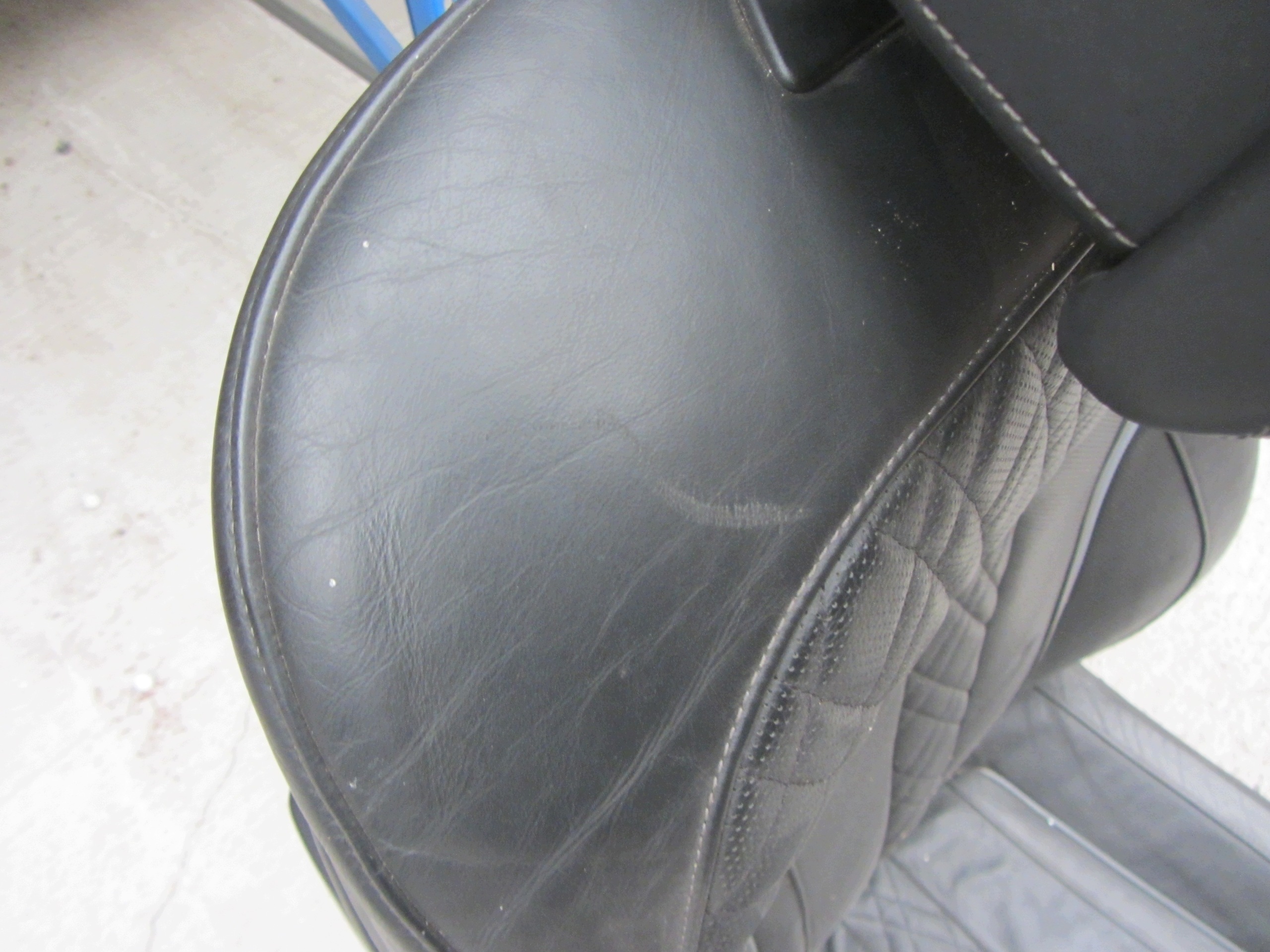 BMW 7 G11 seat driver´s left front front leather black ELEKTRYKA