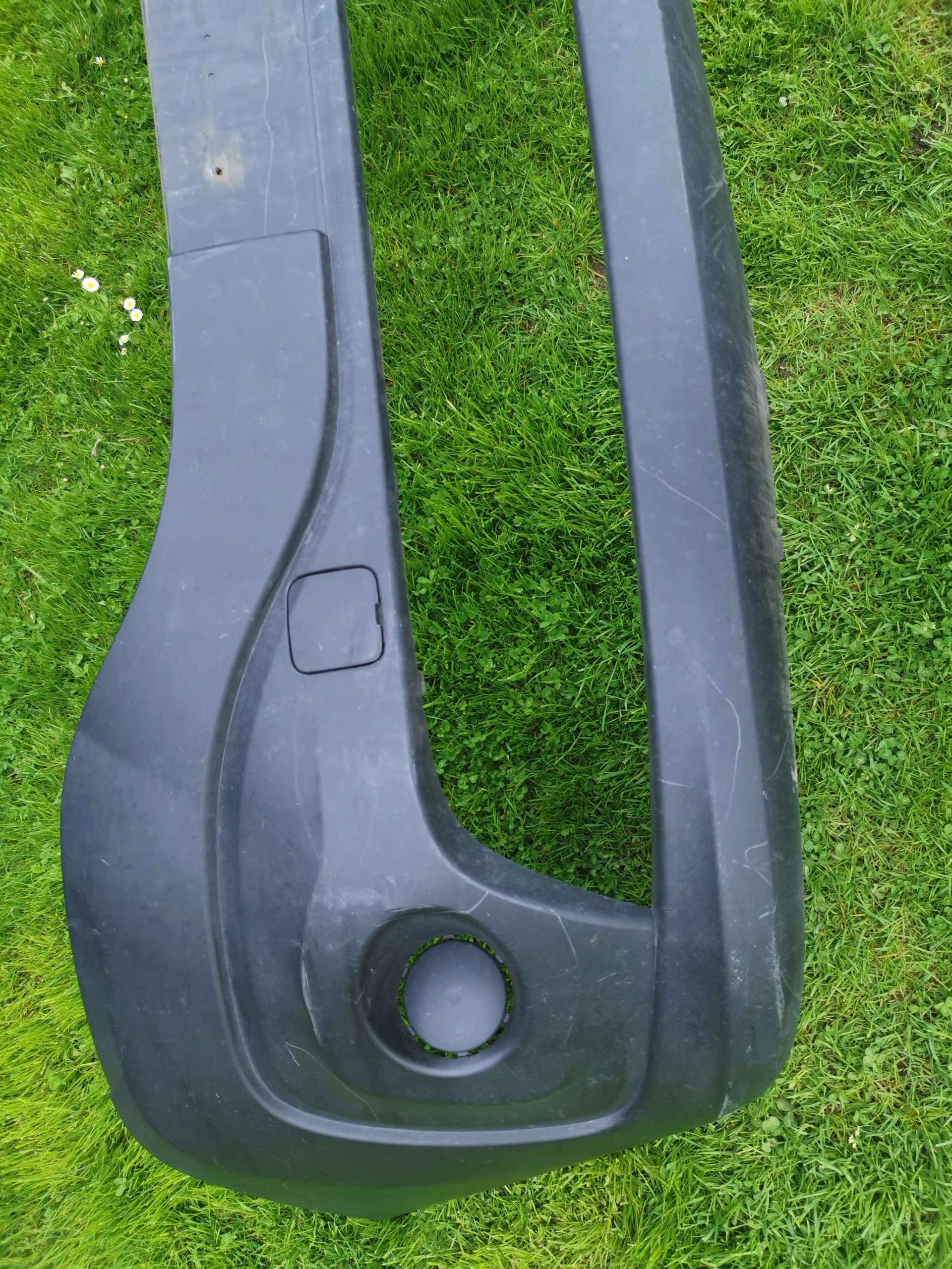 front bumper RENAULT TRAFIC III 14- front