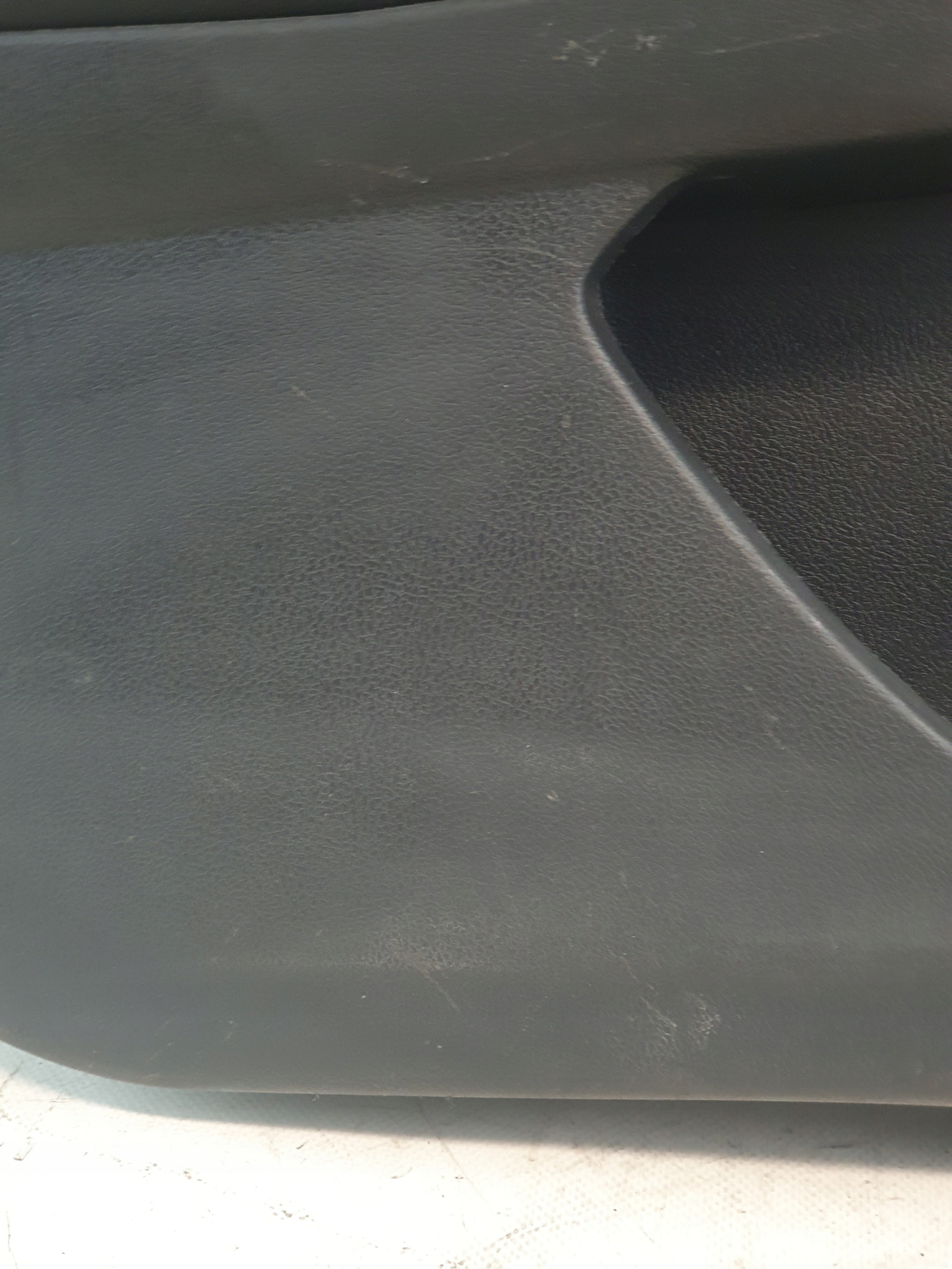 side upholstery left rear part FORD MONDEO MK4 KOMBI 08r.