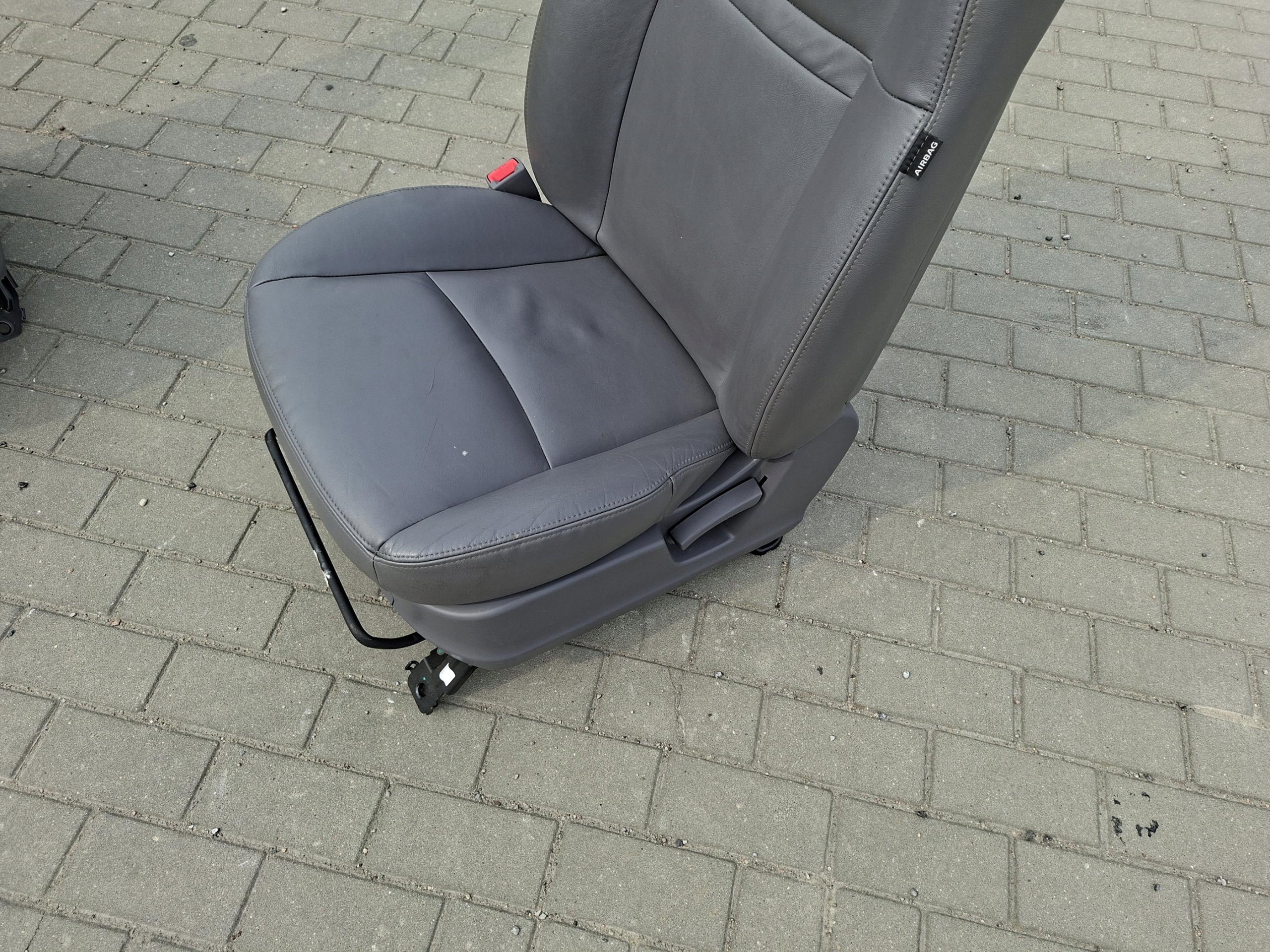Siège KOMPLET SSANGYONG RODIUS II