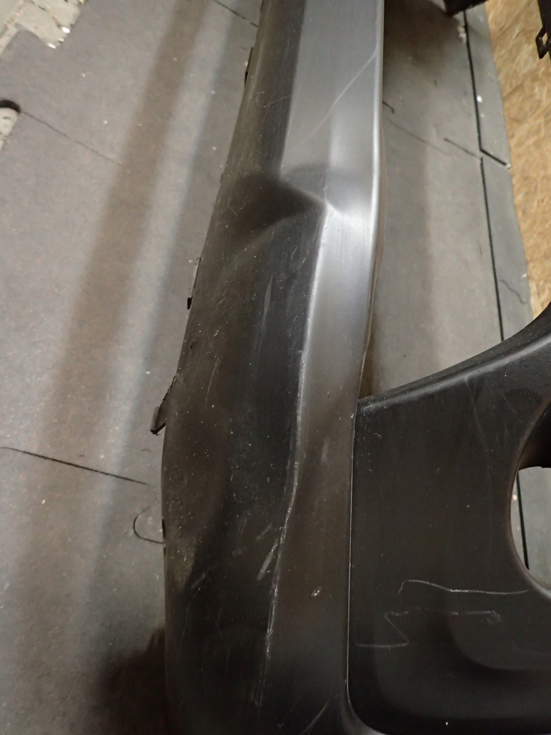 paraurti anteriore RENAULT TRAFIC 14