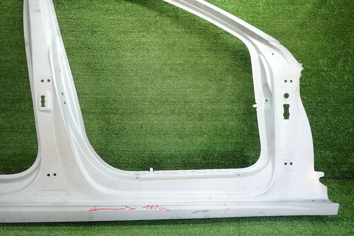 AUDI A5 B10 SPORTBACK 25- side right pillar threshold right