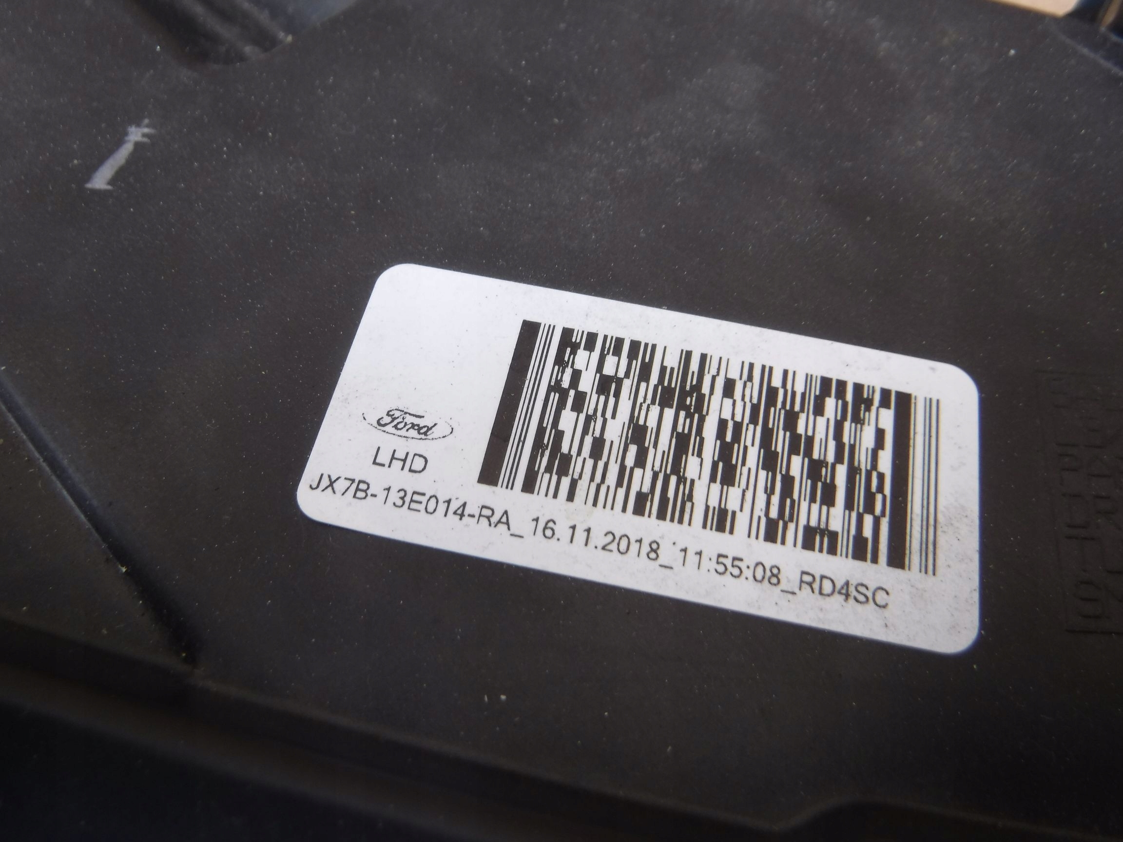 LAMPY REFLEKTORY FULL LED FORD FOCUS MK4 Strona zabudowy lewe + prawe