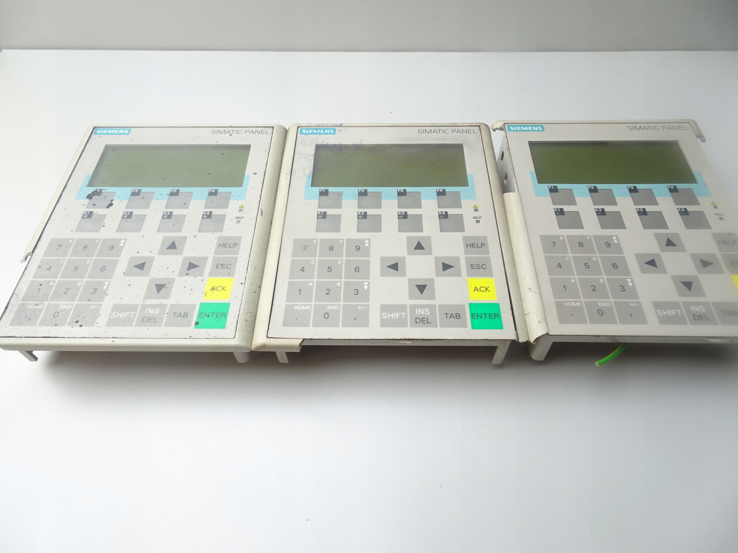 PANEL SIEMENS SIMATIC OP7 OP77 6AV6 641-0BA11-0AX0 Rodzaj panel operatorski
