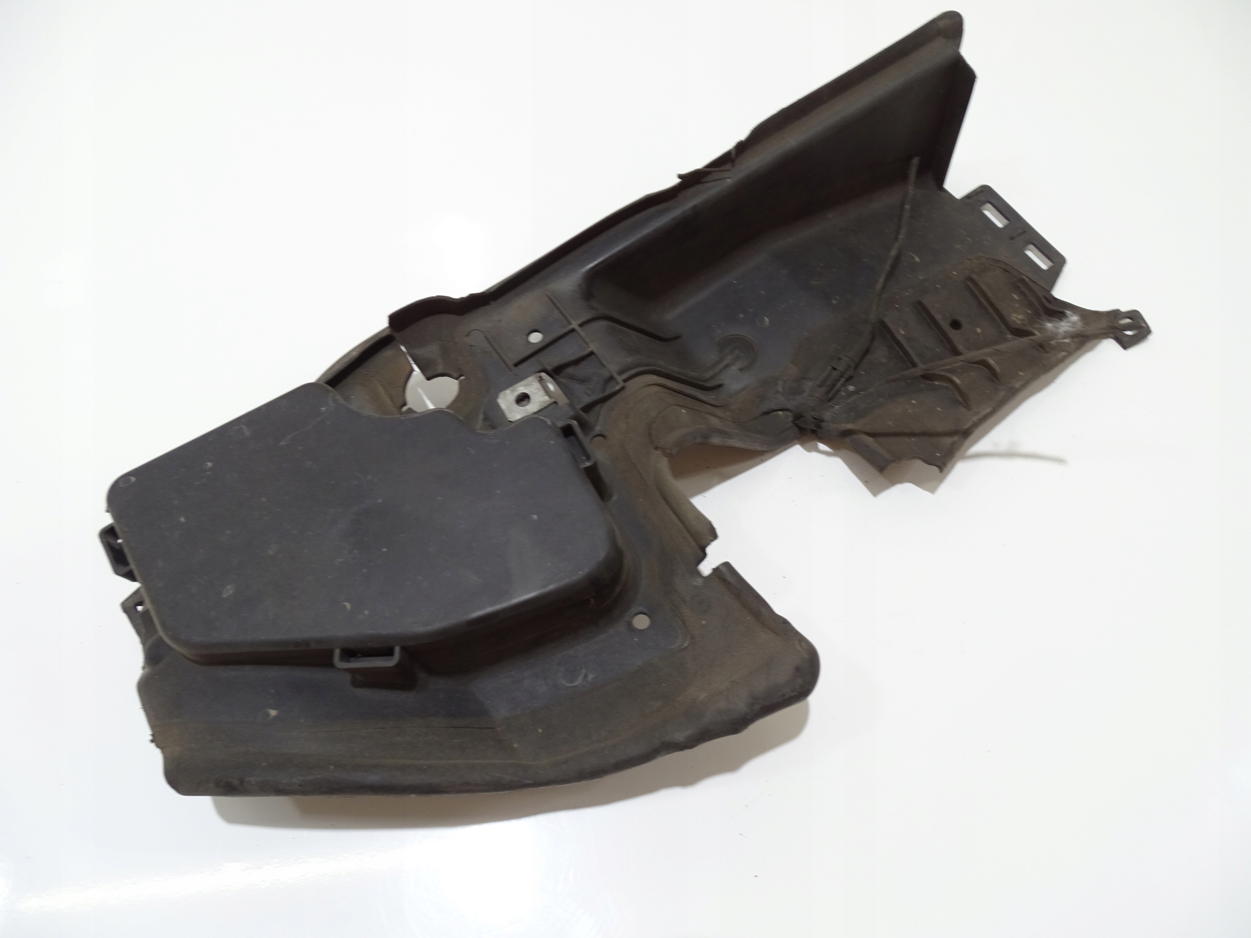 drain air left BMW E60 E61 LCI M PAKIET 7897175 (4642609)