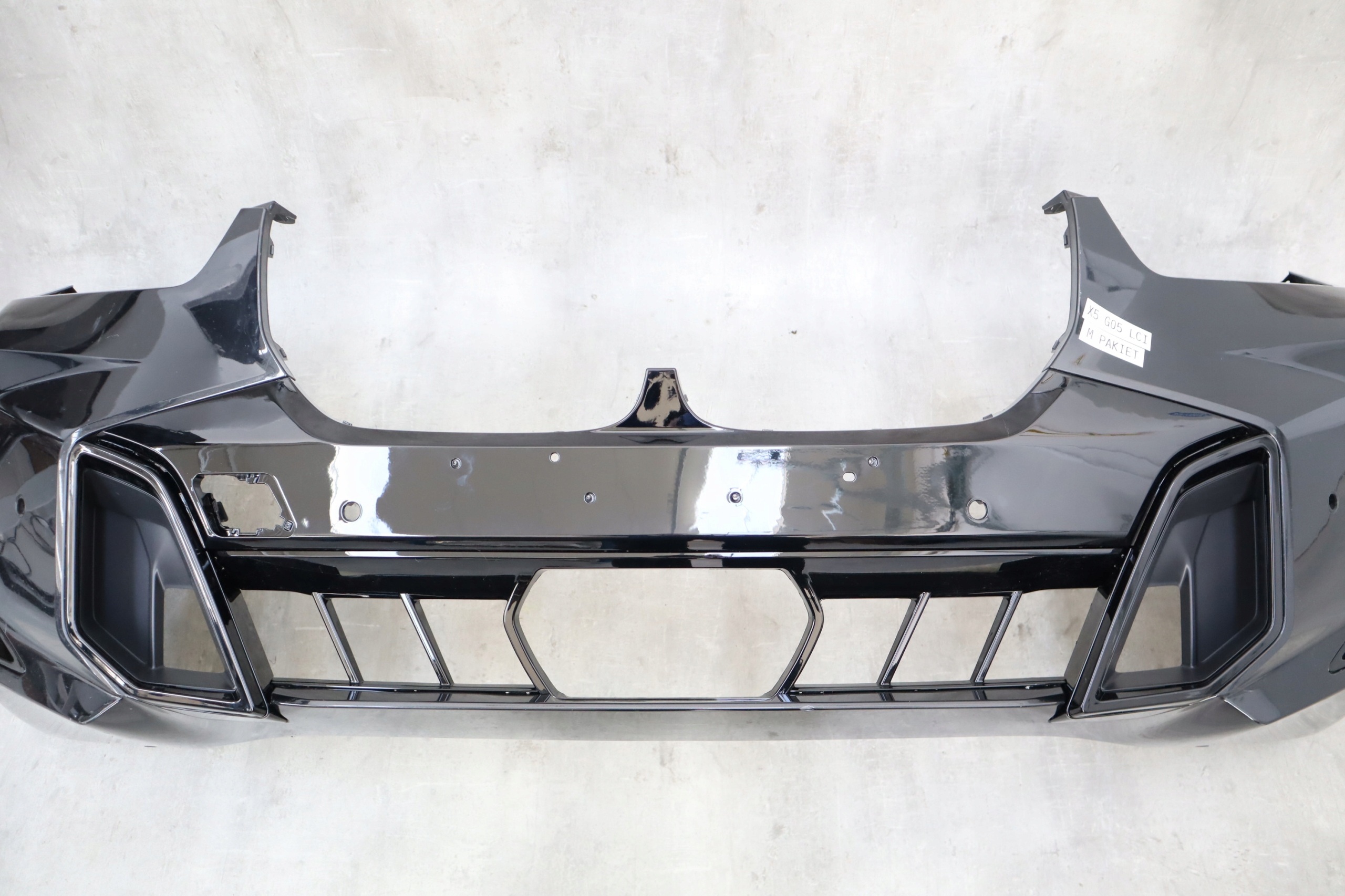 ZDERZAK BMW X5 G05 LIFT LCI OTWORY NA PDC NA RADAR M PAKIET Producent części Inny