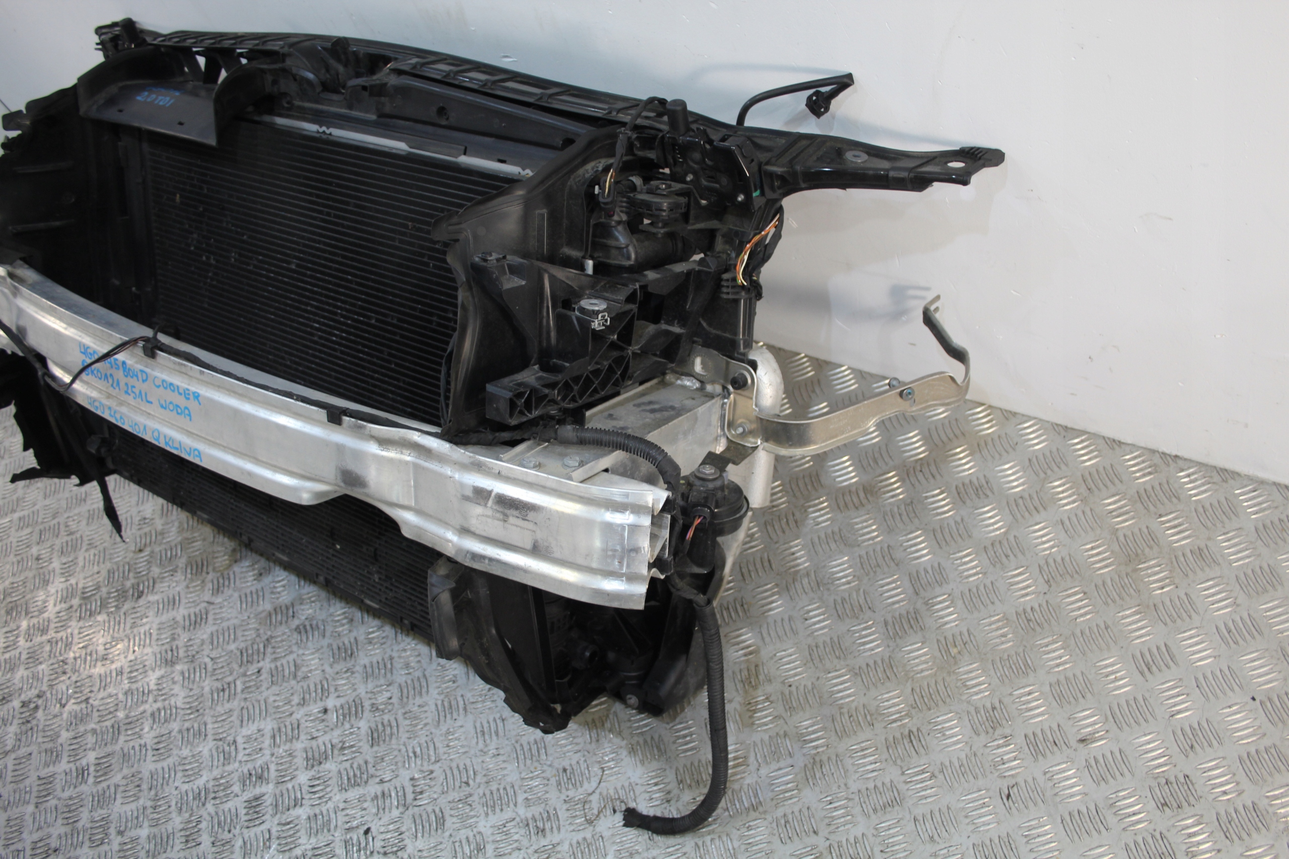 support panel for radiators radiator AUDI A6 C7 4G0 4G9 LIFT