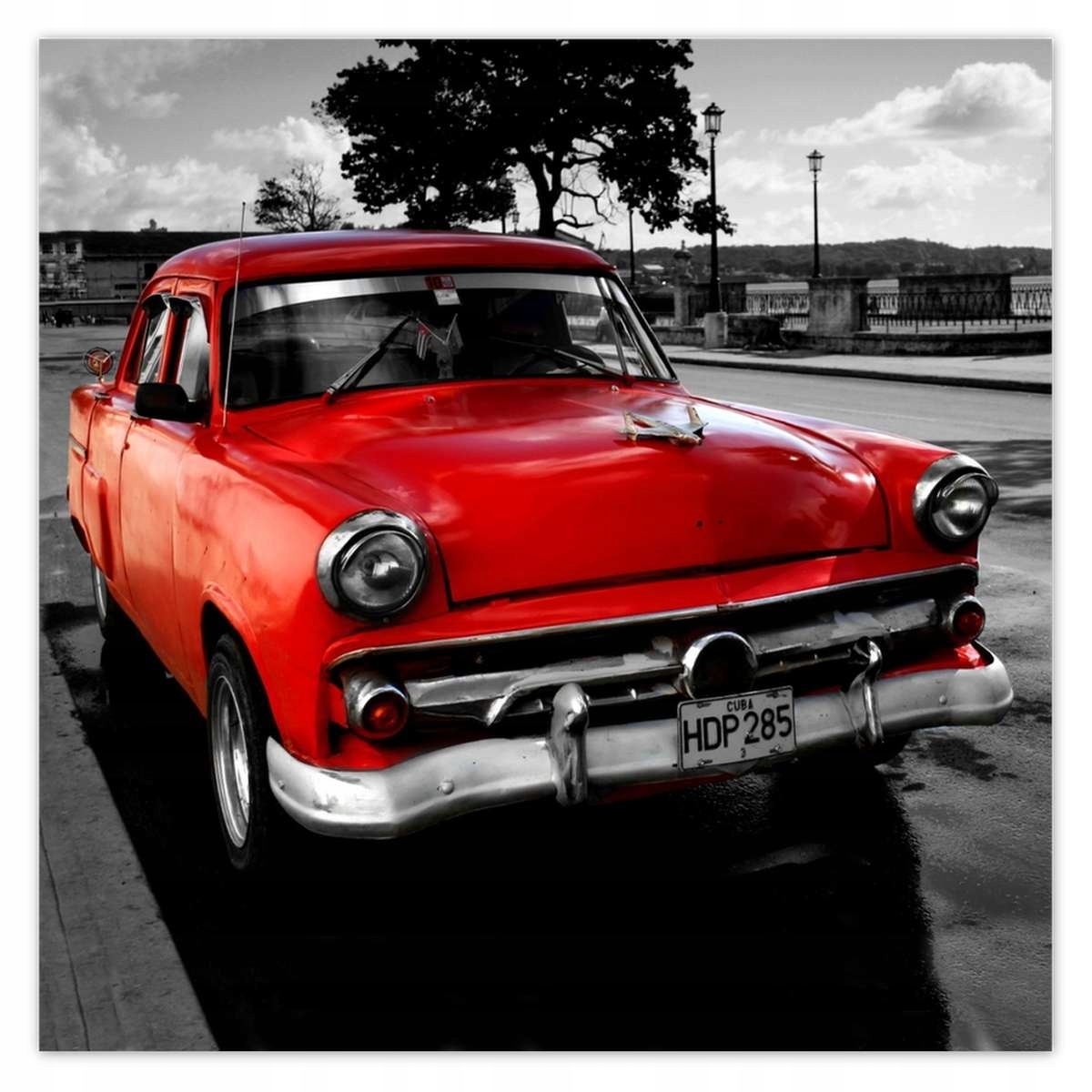 Fototapety 208x208 Kubánské červené auto