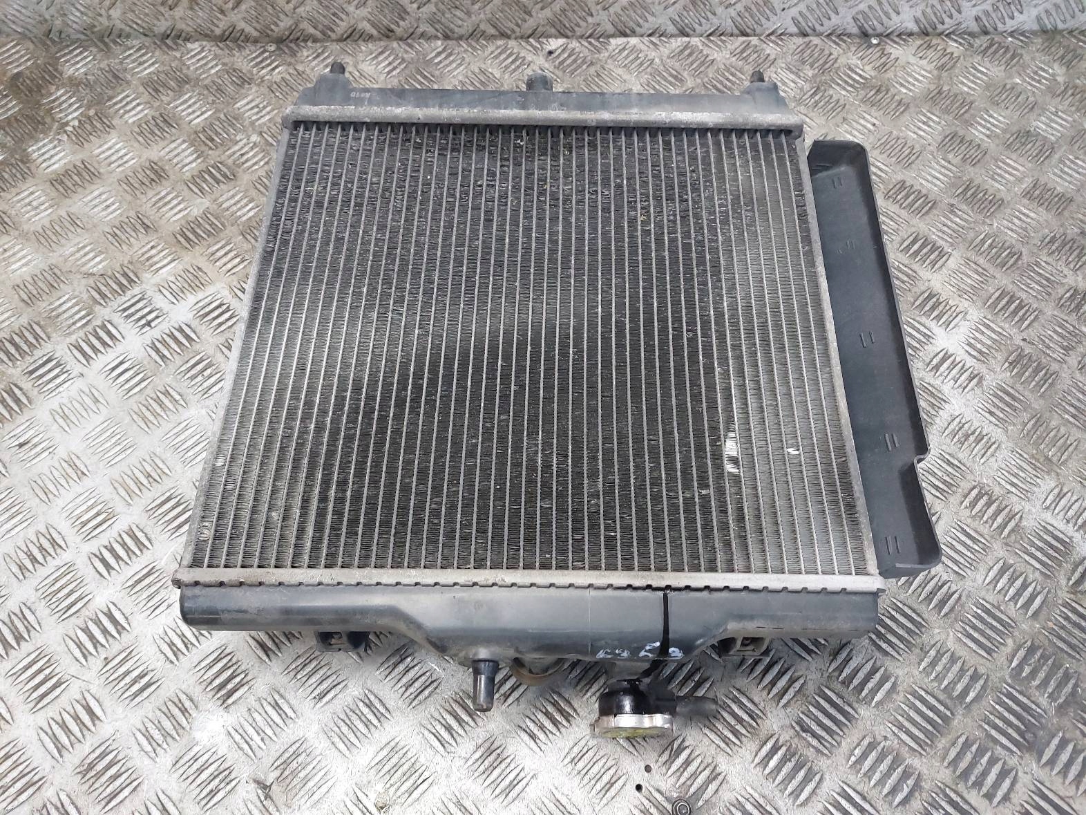 chladič vody + ventilátor KIA PICANTO a 25310-07000