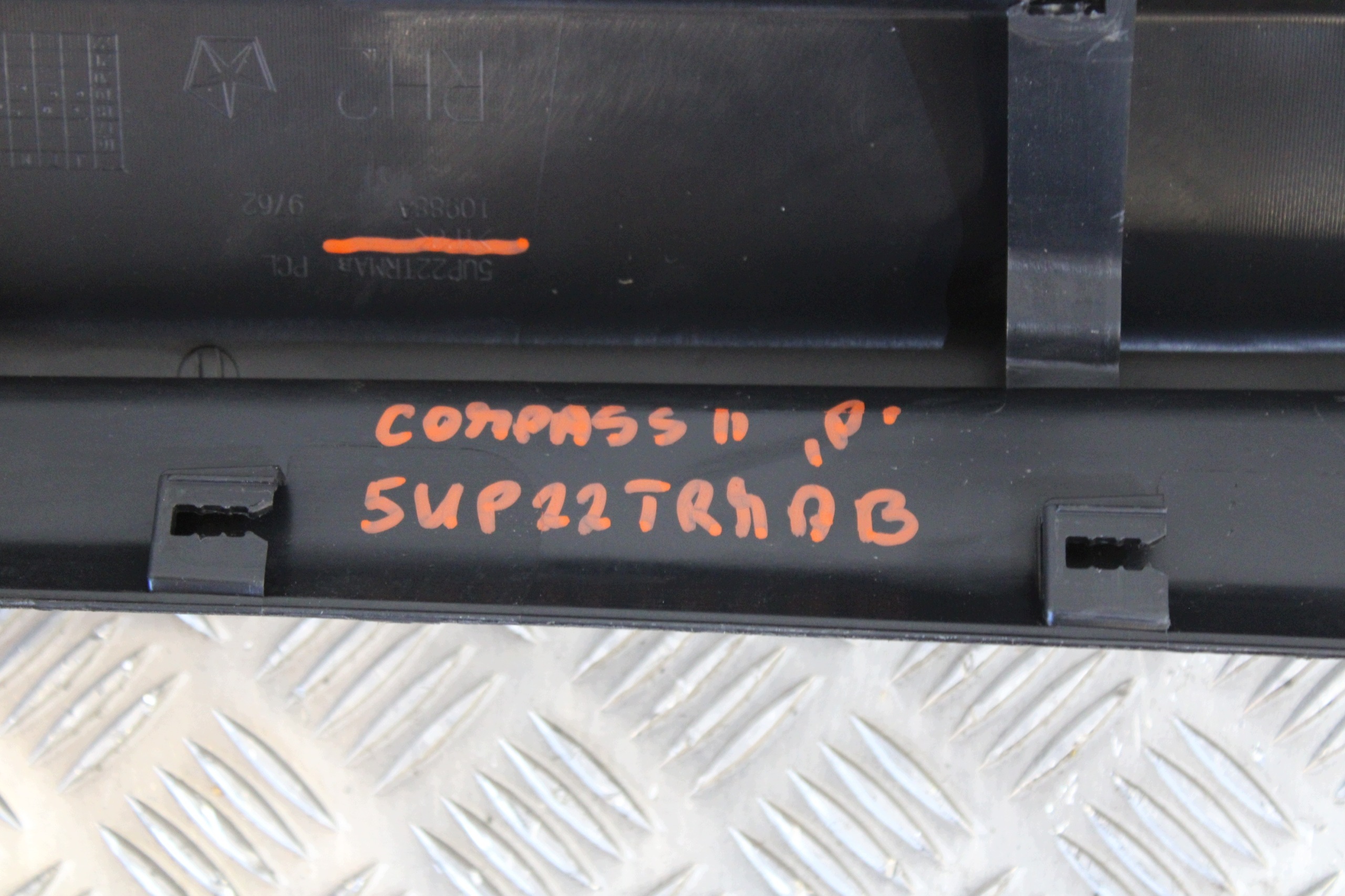 cap threshold threshold right 5UP22TRMAB JEEP COMPASS II 2 1.4T