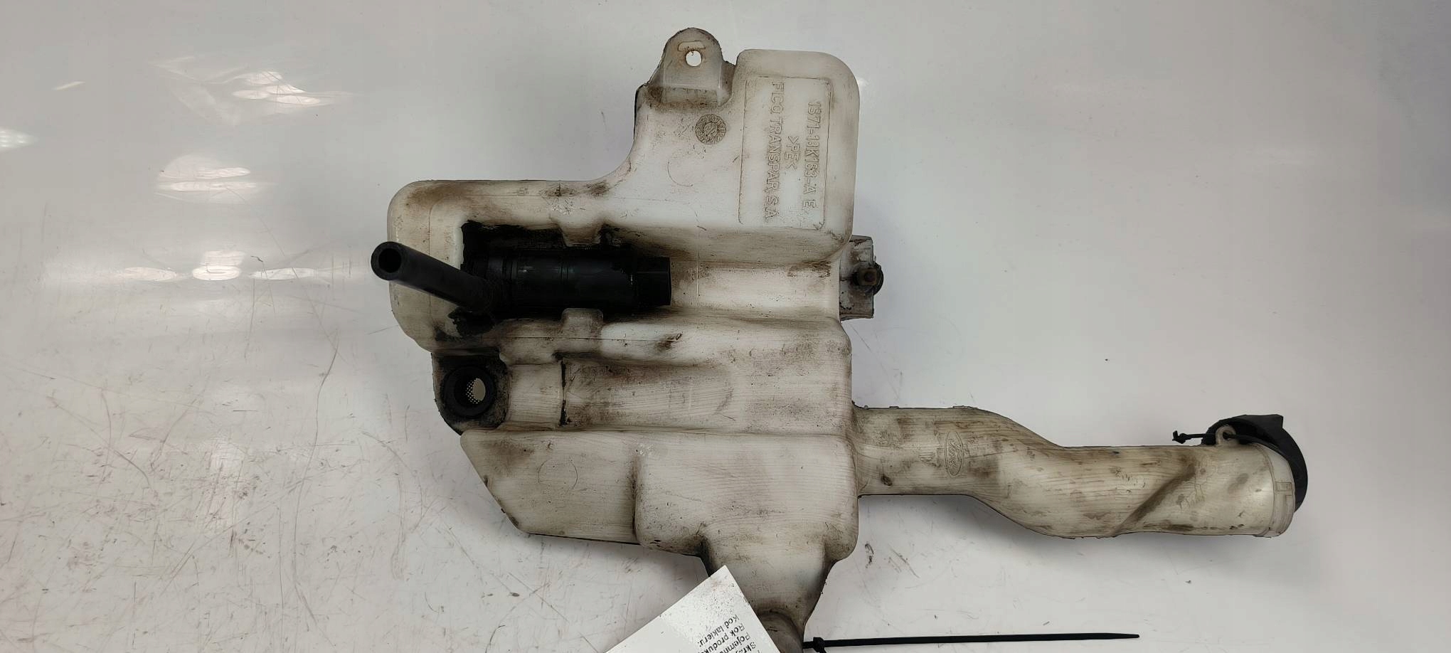 washer fluid tank 1S7113K163AE FORD MONDEO MK3